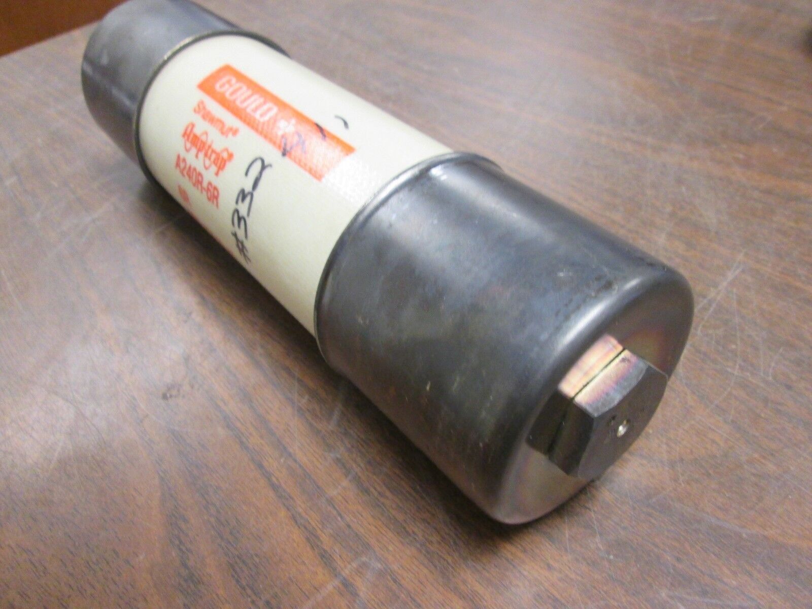 Gould Shawmut Amp-Trap Medium Voltage Fuse A240R-6R 2.4KV 6R Used