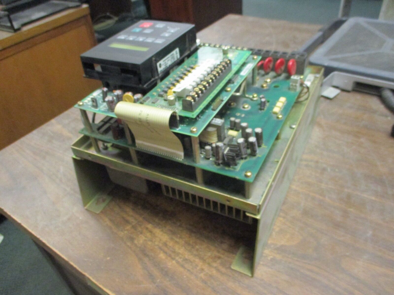 Allen-Bradley 1336 Plus II AC Drive 1336F-BRF100-AA-EN 10HP 3Ph *No Cover* Used