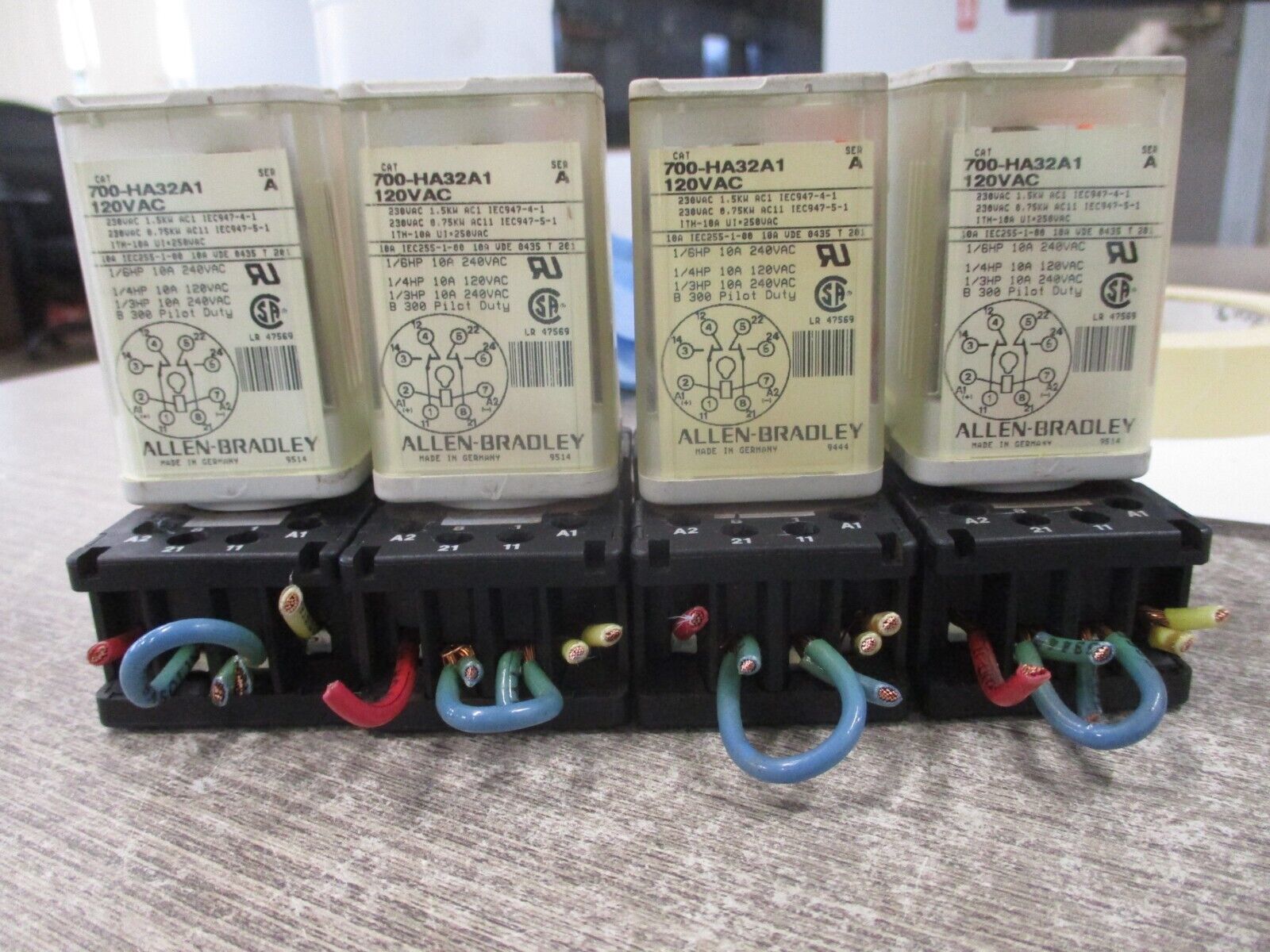 Allen-Bradley Relay 700-HA32A1 Ser. A 120V Coil W/Base Lot of 4 Used