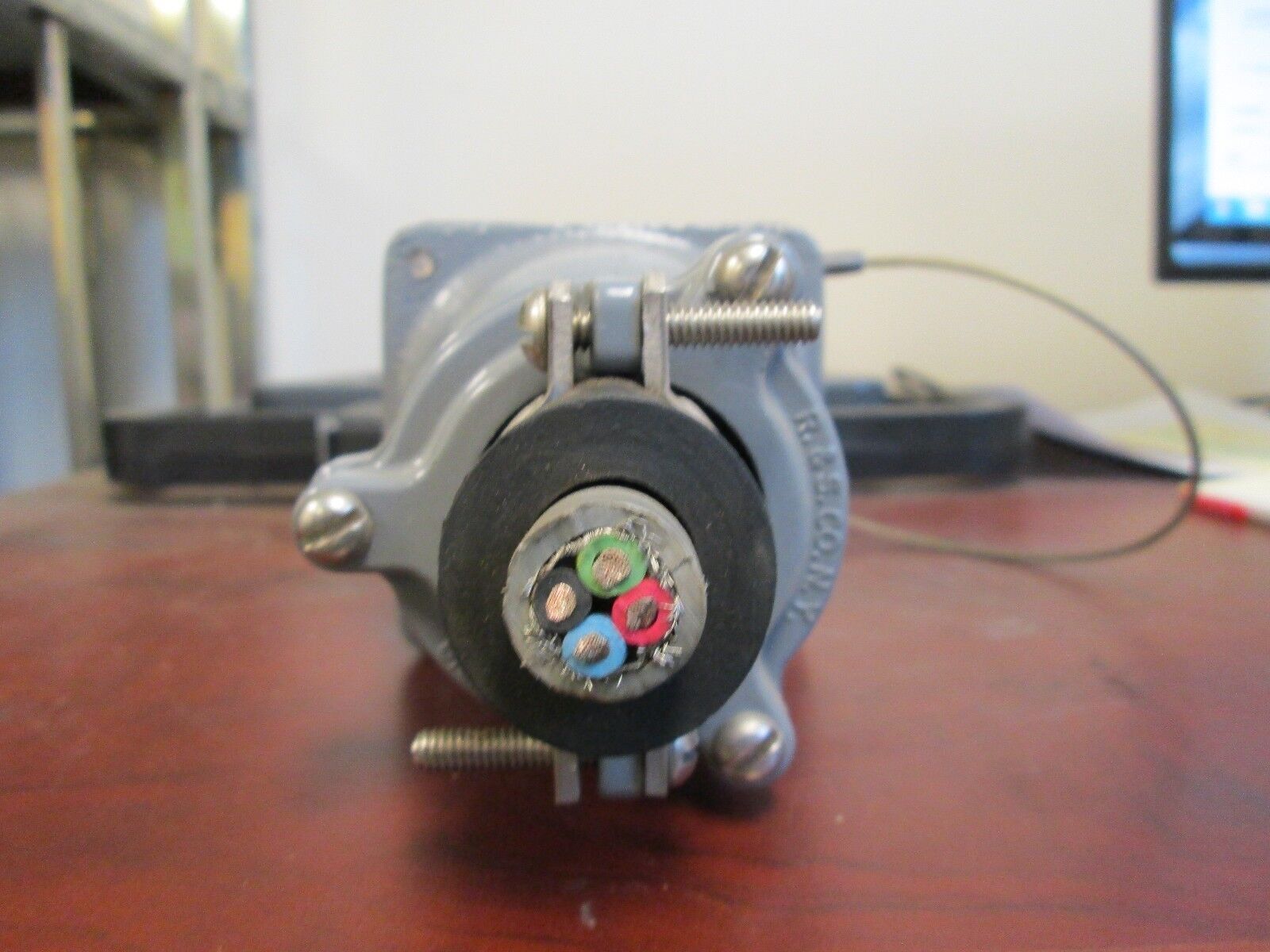 Russellstoll Connector DP35CK 30A 600V 50-400Hz 4W Used