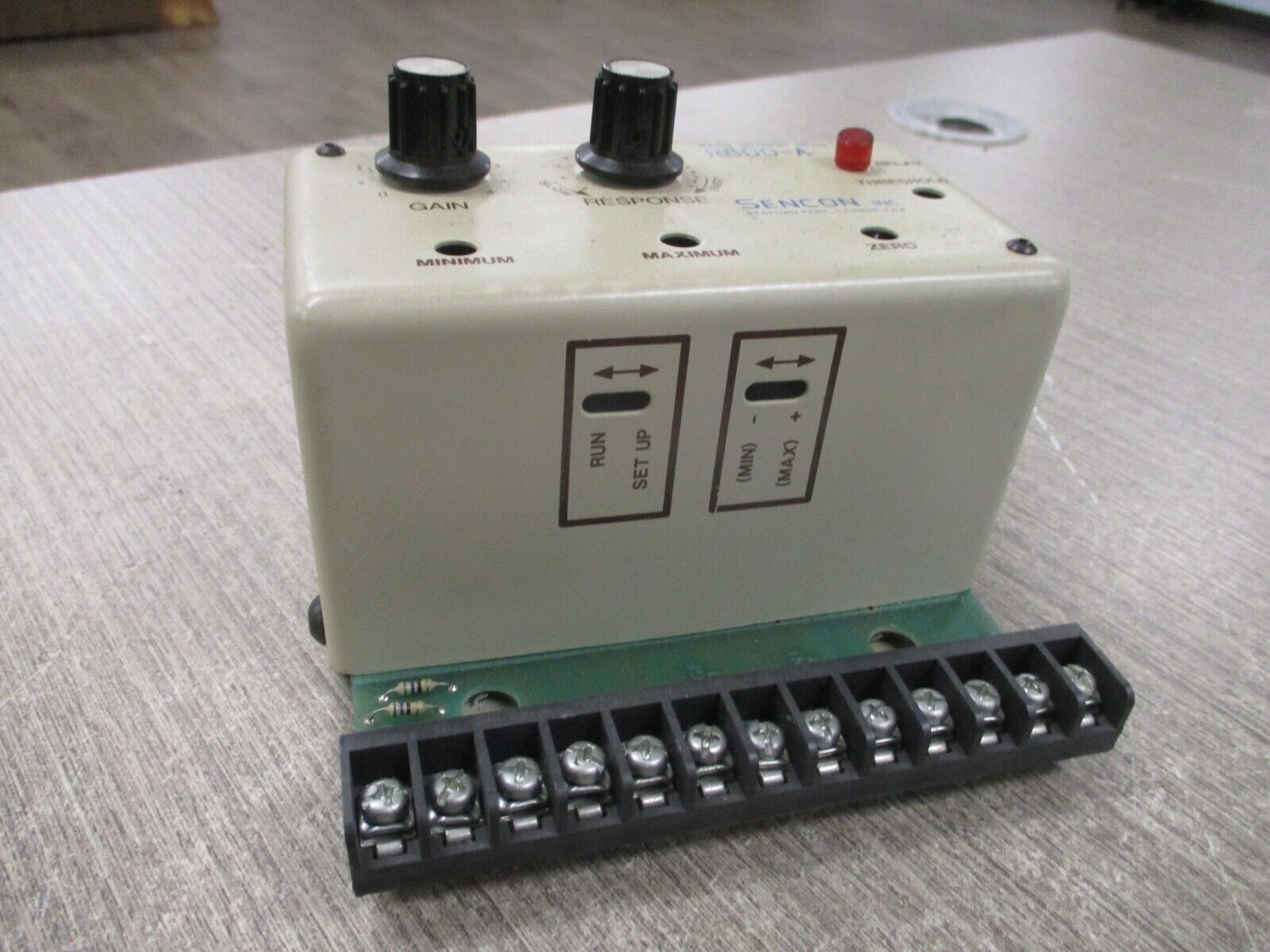 Sencon Mass Sensor Receiver R800-A Used