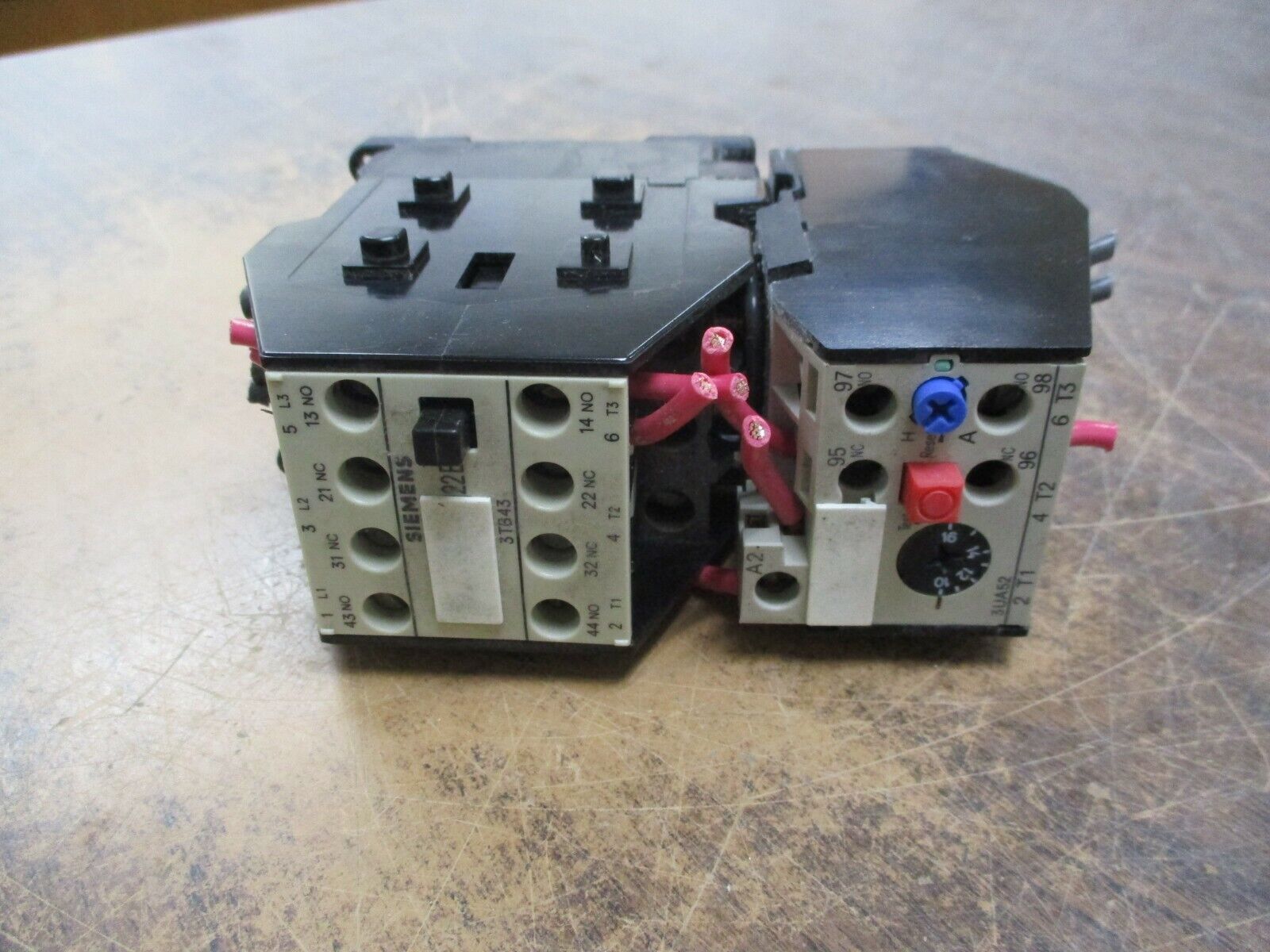 Siemens Size 1 Starter 3TB43 17-7E / 3UA52 00-2A 120V Coil Trip: 10-16A Used