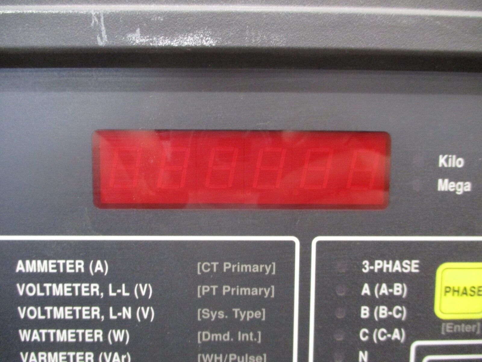 Square D PowerLogic Circuit Monitor 3020 CM2350 w/ 3020 IOM-44 Used