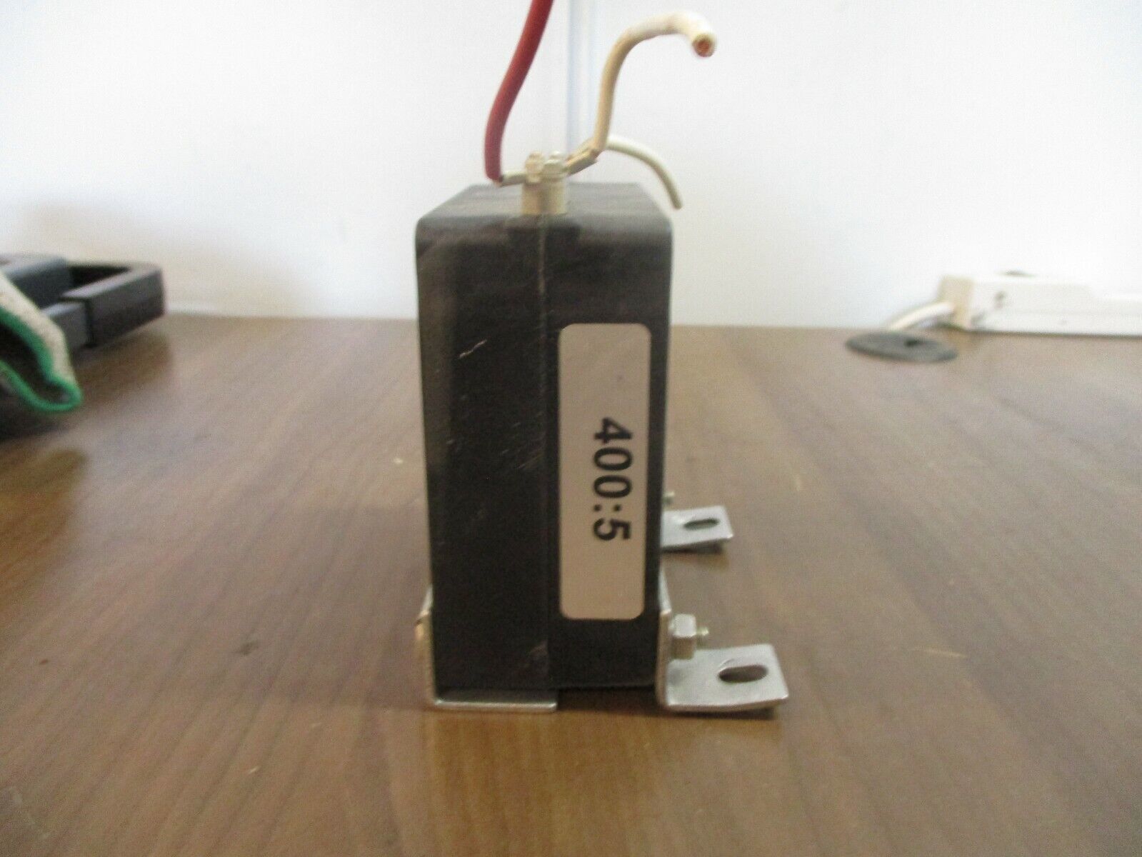 Square D Current Transformer 180R-401 Ratio 400:5A 600V 25-400Hz 10KV BIL Used