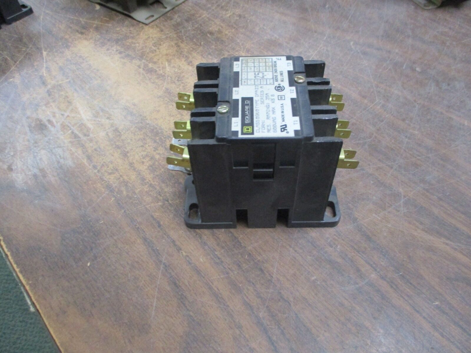 Square D Contactor 8910 DPA23 25A 208-240V Coil 600V Used