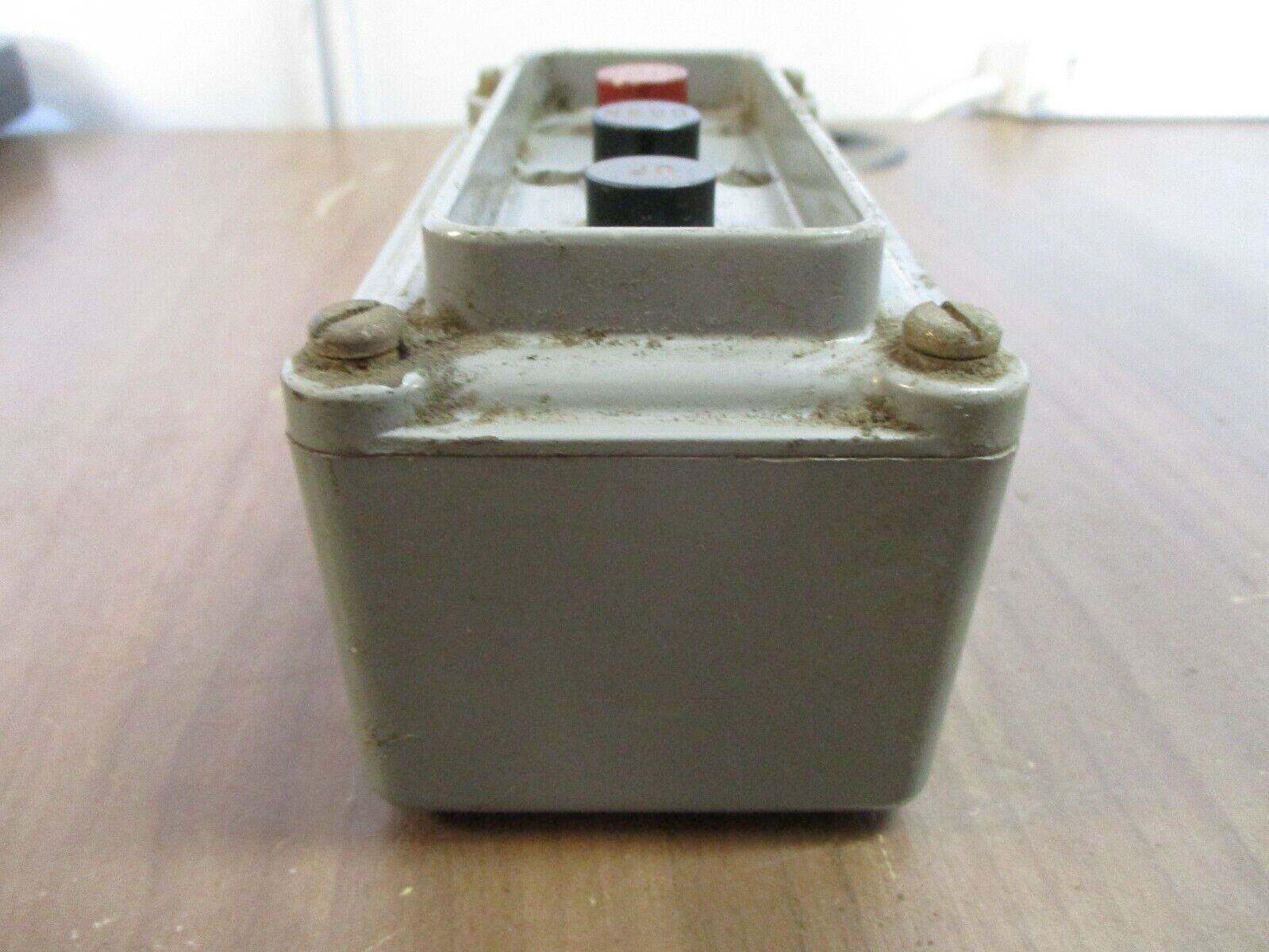 Square D Control Station 9001 RK-2B Up / Down / Stop 600V Used