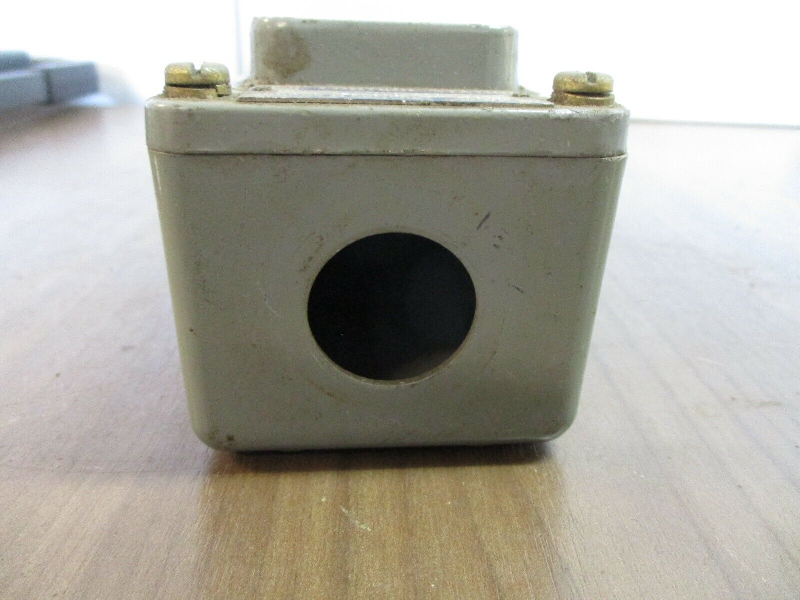 Square D Control Station 9001 RK-2B Up / Down / Stop 600V Used