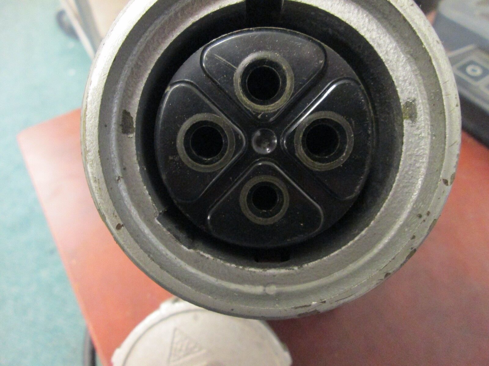 Russellstoll Receptacle w/Base 7324 60A 600V 3P 4W *No Feet* Used