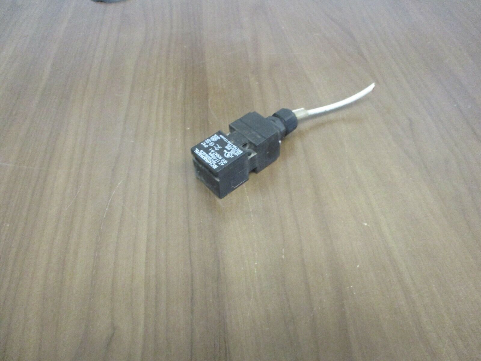 Schmersal Interlock AZ 17-02zrk Used