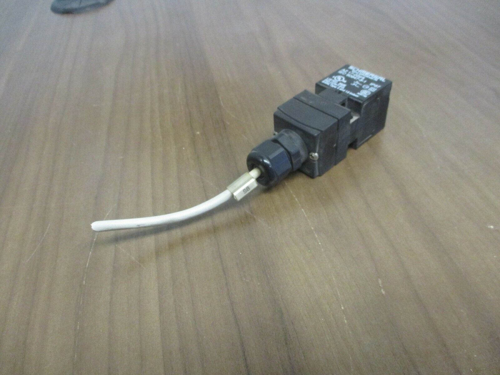 Schmersal Interlock AZ 17-02zrk Used