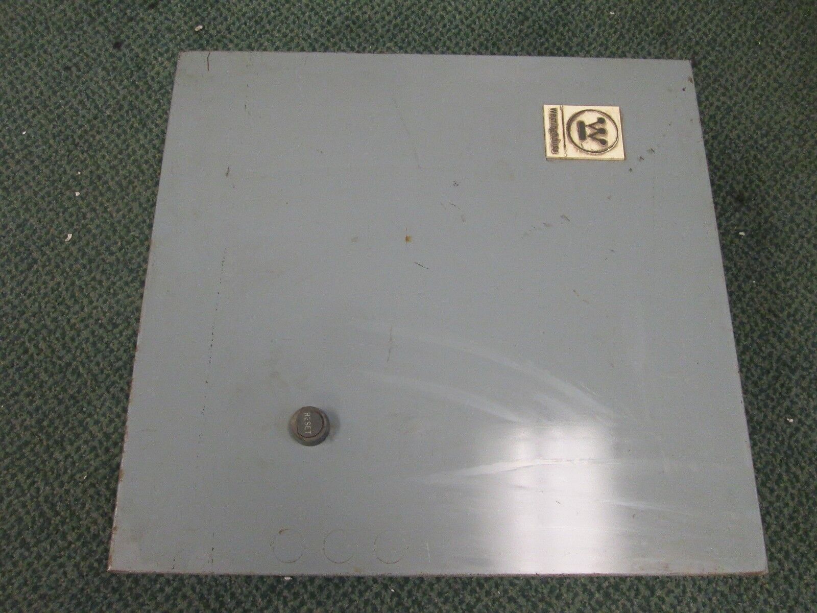 Westinghouse Enclosed Starter A200M3CX Size 3 120V Coil 240/480-120V Control Tr.