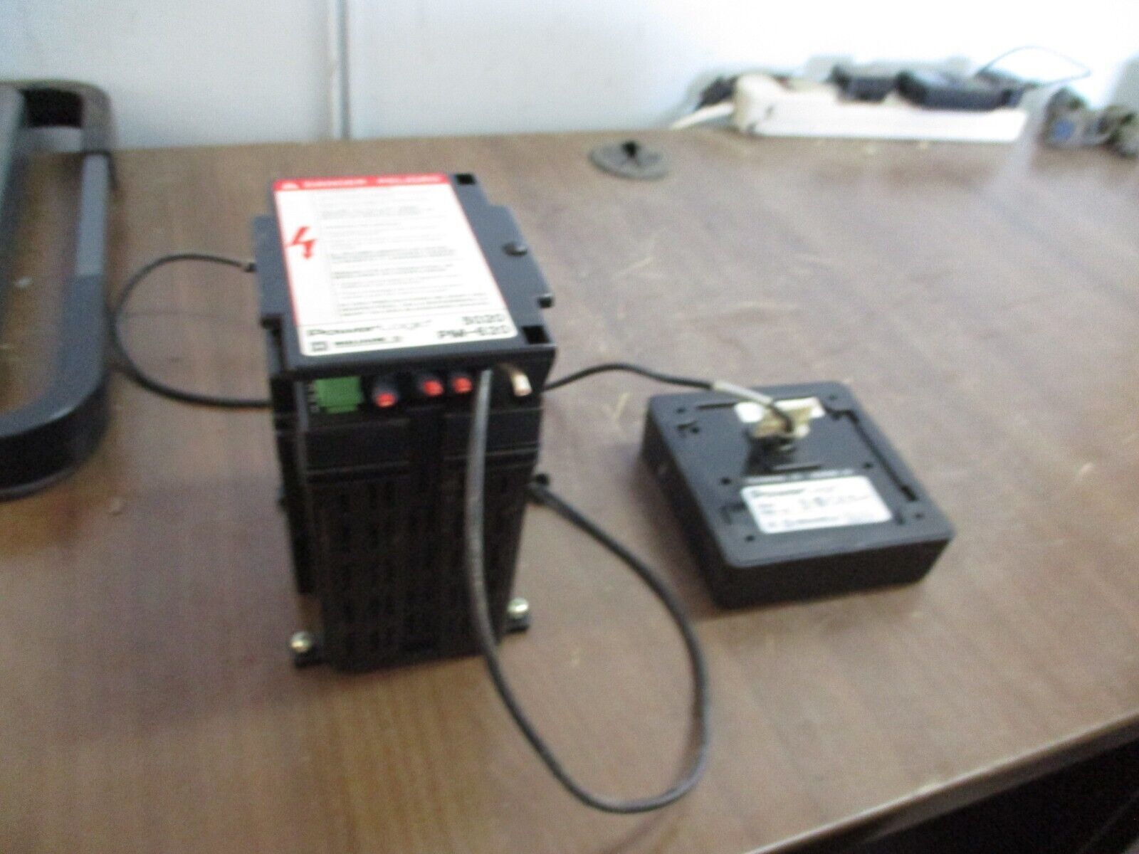 Square D PowerLogic Power Meter w/ Display 3020 PM-620/3020 PMD-32 Ser F3 Used