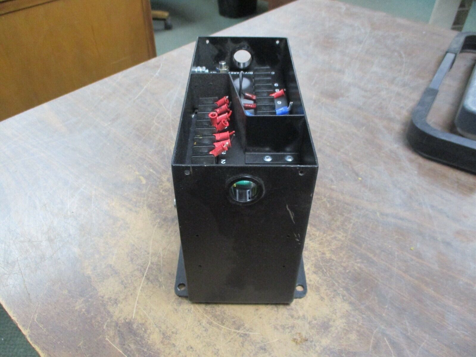 Cleveland-Kidder Tension Indicator TIX-1 115VAC 50-60Hz 0.1A *No Cover* Used