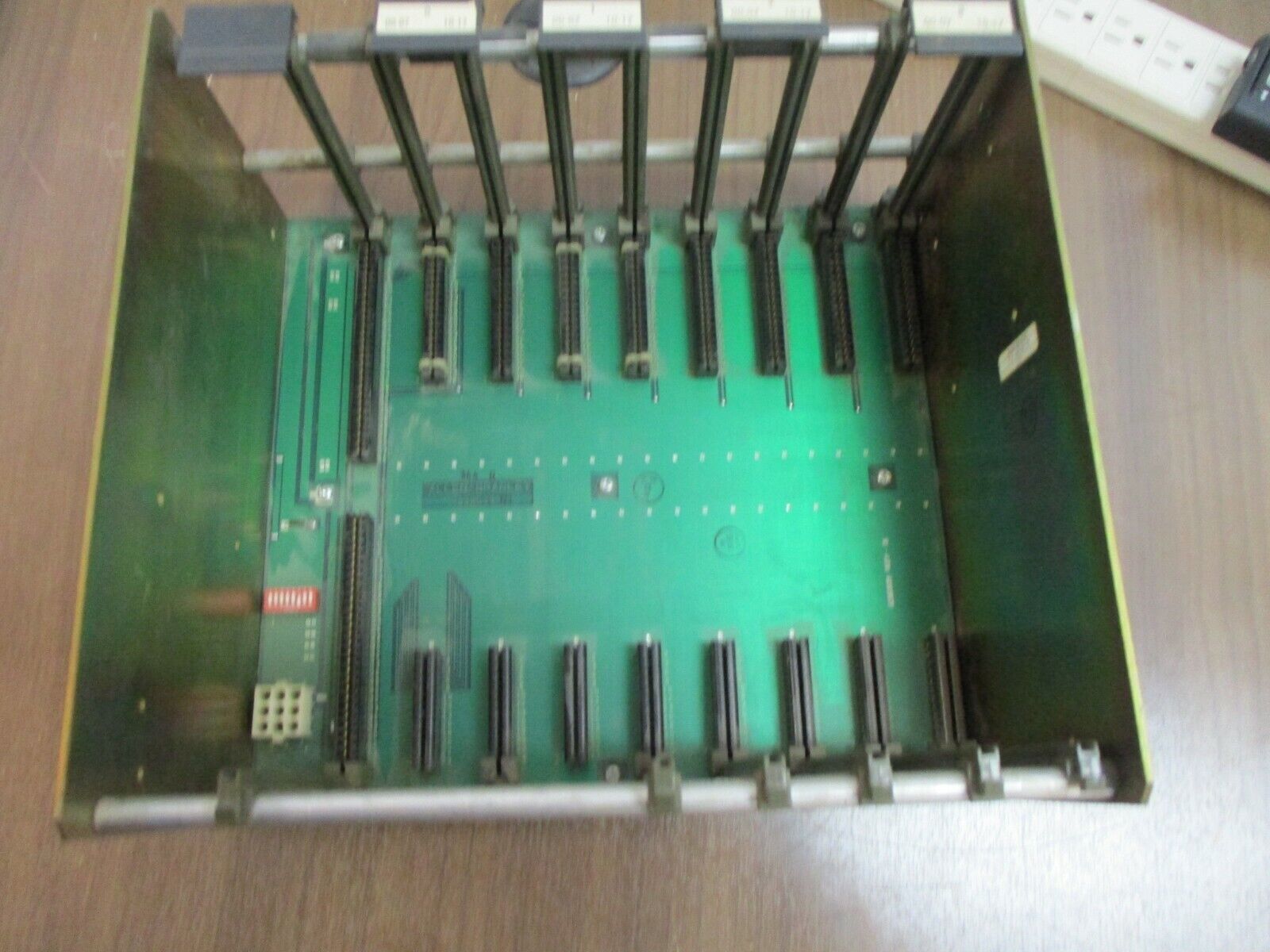Allen-Bradley 8-Slot I/O Chassis 1771AB Ser. A Used