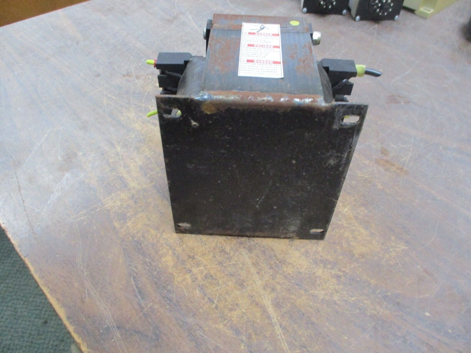 Square D Transformer 9070T500D1 .500KVA Pri 240/480V Sec 120V Used