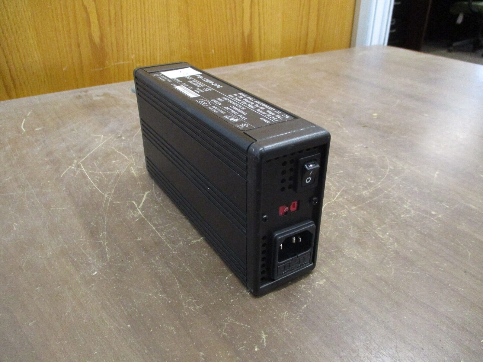 Mean Well Battery Charger PB-120N-27C Output: 27.6VDC 4.3A *No Cable* Used