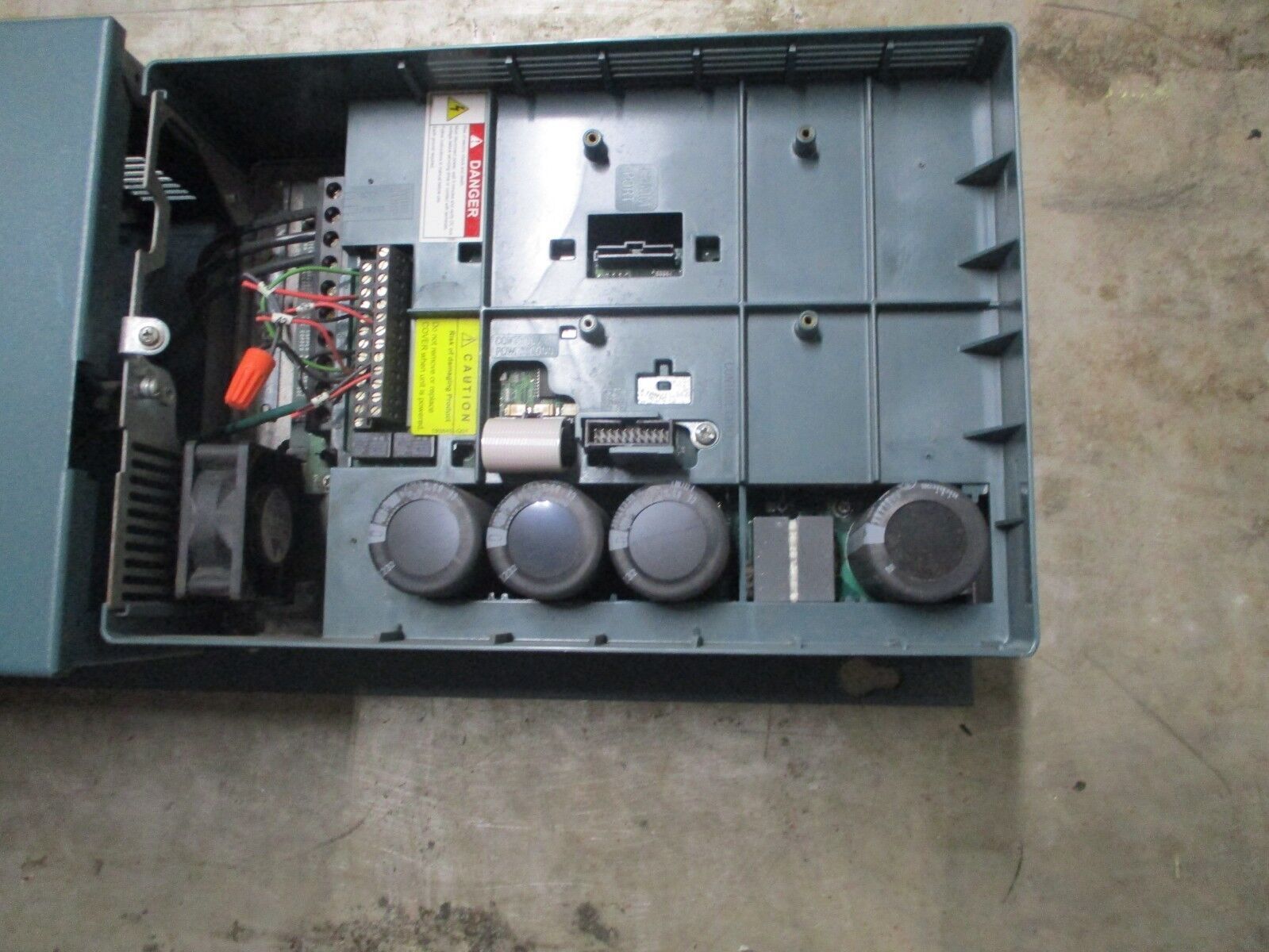 Rockwell Automation VTAC9 AC Drive w/ Disconnect 9VT401-022HTAN 15HP 3Ph Used