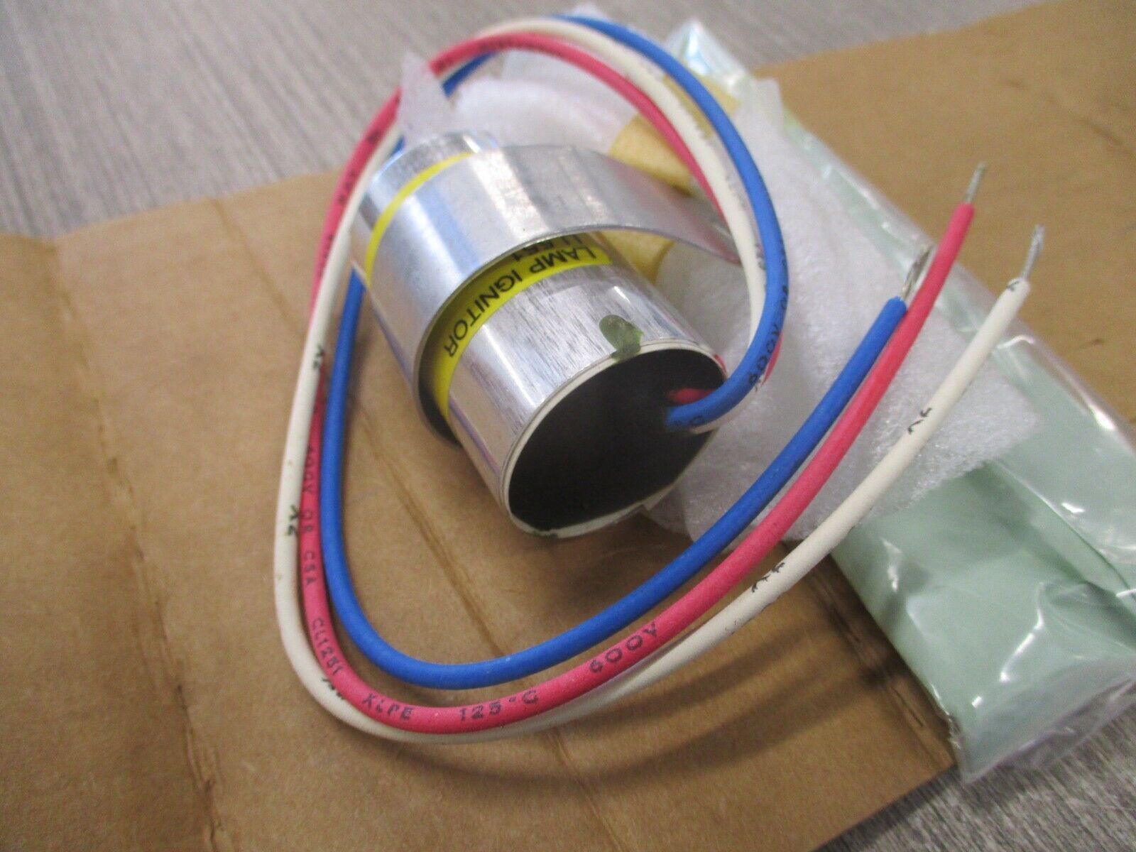 Advance Quadri-Volt Core & Coil Ballast 71A7971-001 120/208/240/277 60Hz 70W New