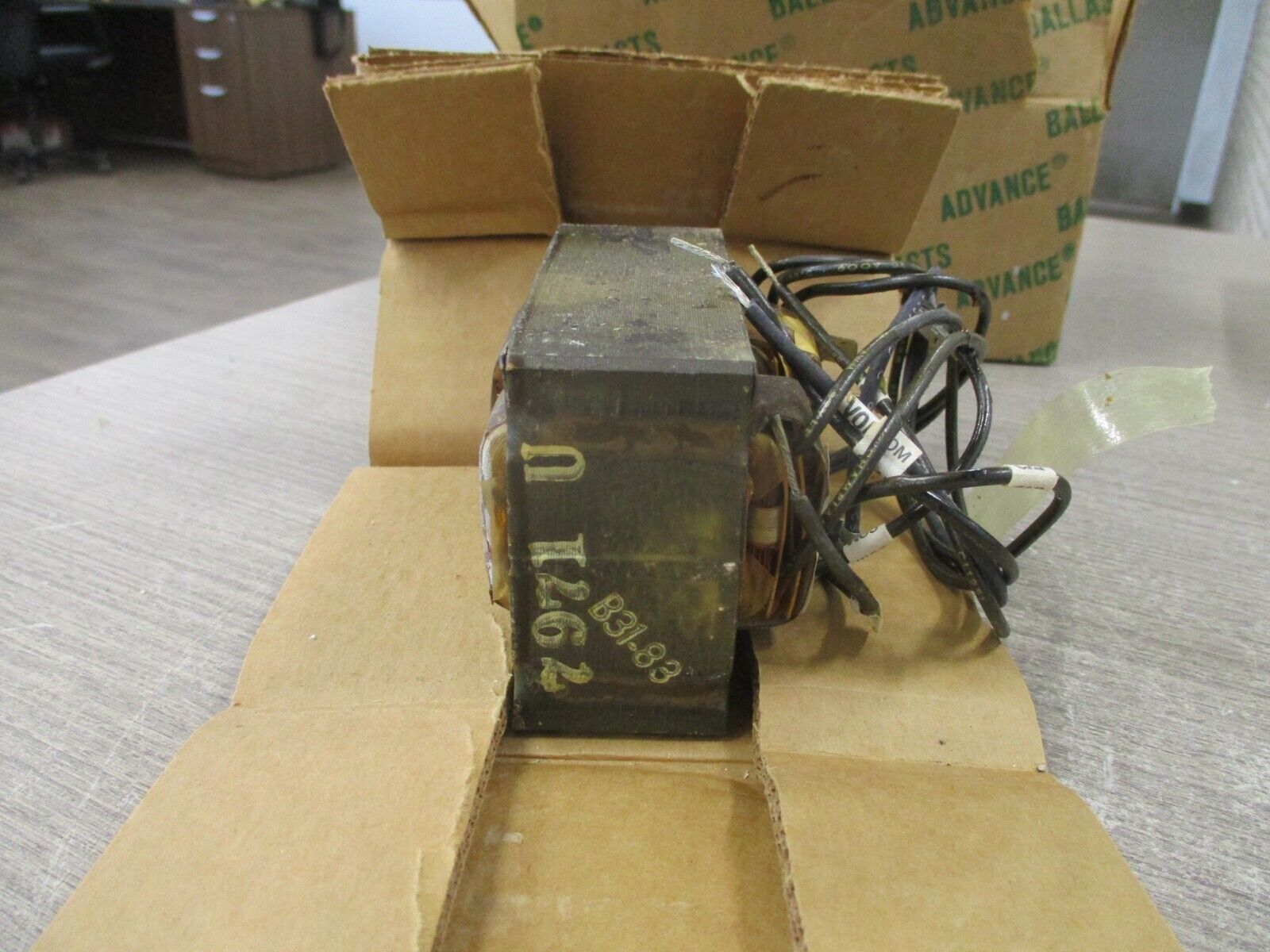 Advance Quadri-Volt Core & Coil Ballast 71A7971-001 120/208/240/277 60Hz 70W New