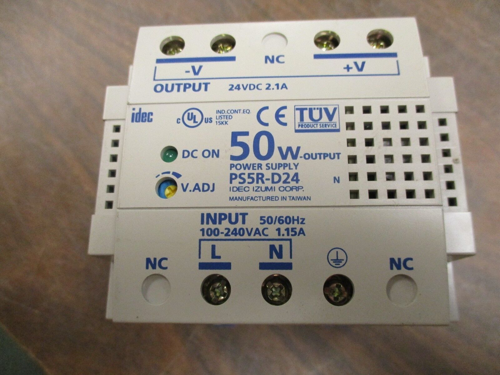 IDEC 50W Power Supply PS5R-D24 Input: 100-240VAC 1.15A Output: 24VDC 2.1A Used