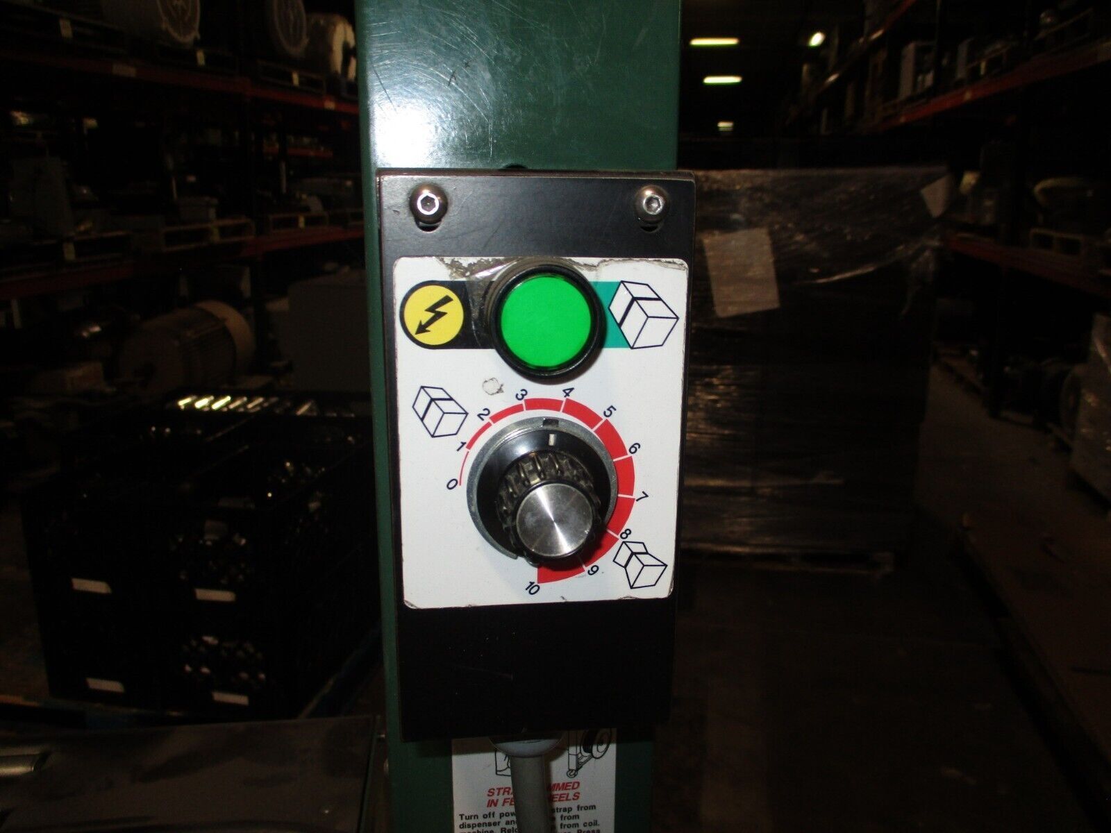 Signode LB-2300 Strapping Machine PT2300 460V 3Ph 60Hz MFD: 2002 Used