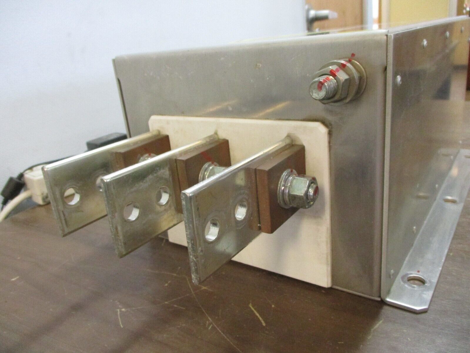 Jones EMI Filter FLVI5RK-800BE 800A 520/300VAC 50/60Hz Used