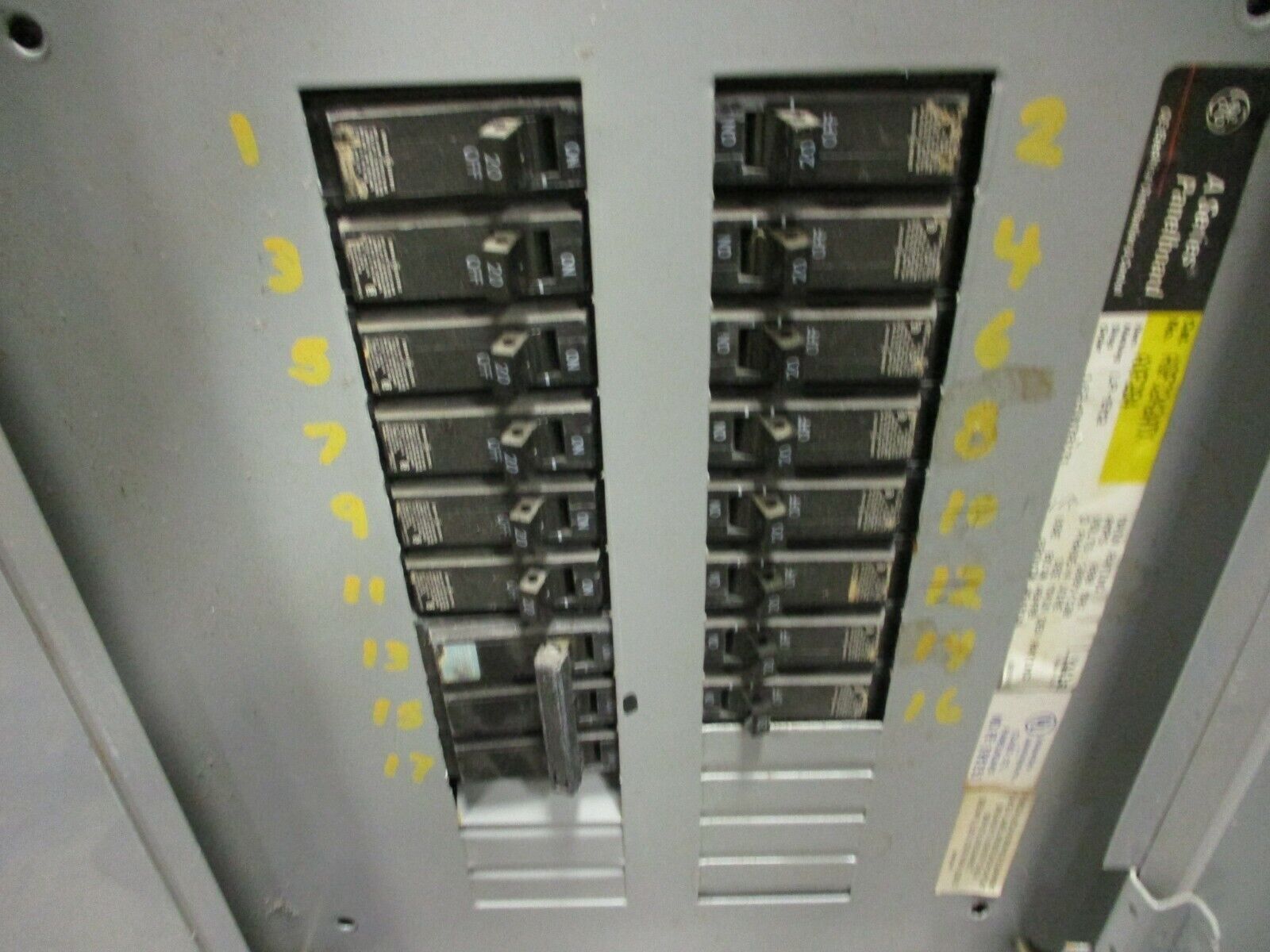 GE Main Breaker Circuit Breaker Panel AQF3242ATX 100A Max 208Y/120 3Ph 4W Used