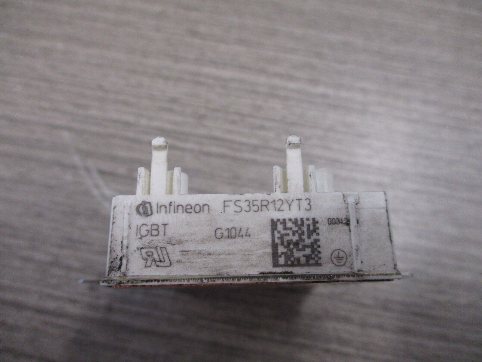 Infineon IGBT Module FS35R12YT3 Used