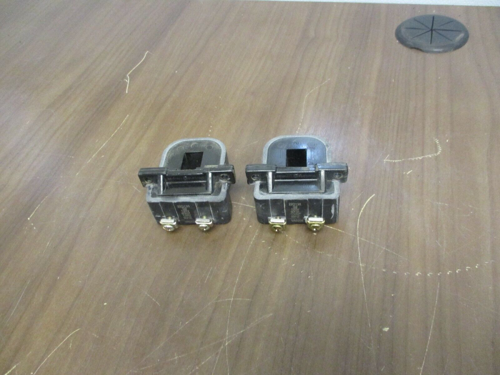 GE Magnetic Coil 22D135 G2 120V@60Hz 110V@50Hz *Lot of 2* Used