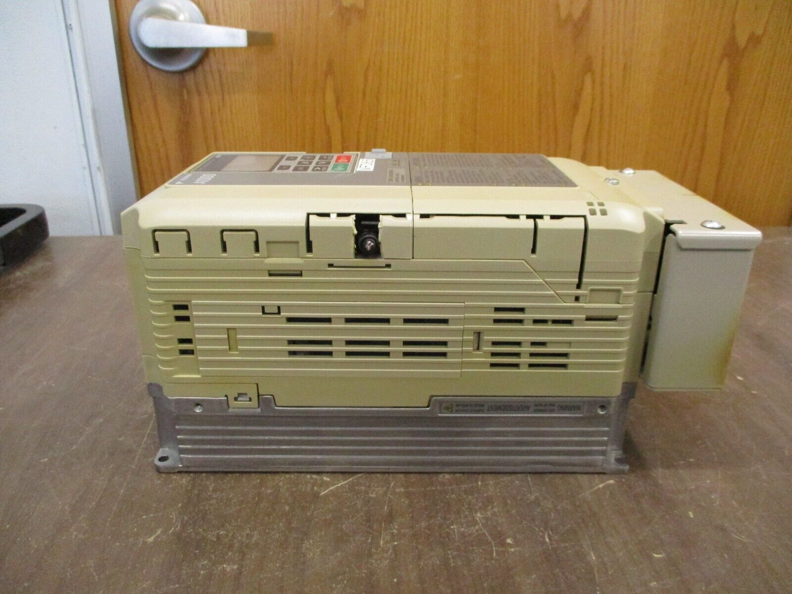 Yaskawa A1000 AC Drive CIMR-AU4A0005FAA Rev. A 3HP 3Ph w/ Keypad Used