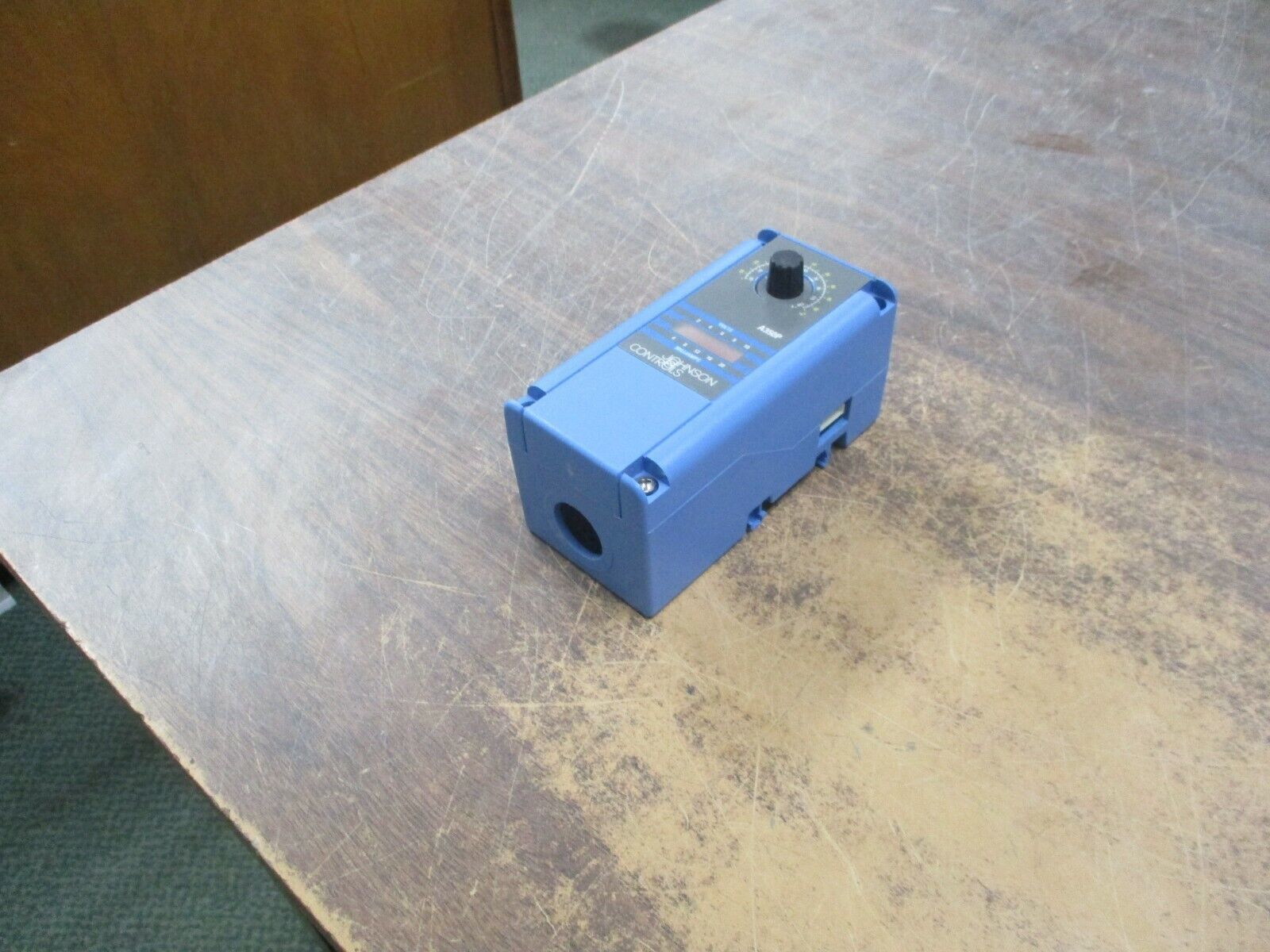 Johnson Controls Temperature Controller A35OPS-1C Rev. K Range: -30 - 130°F Used