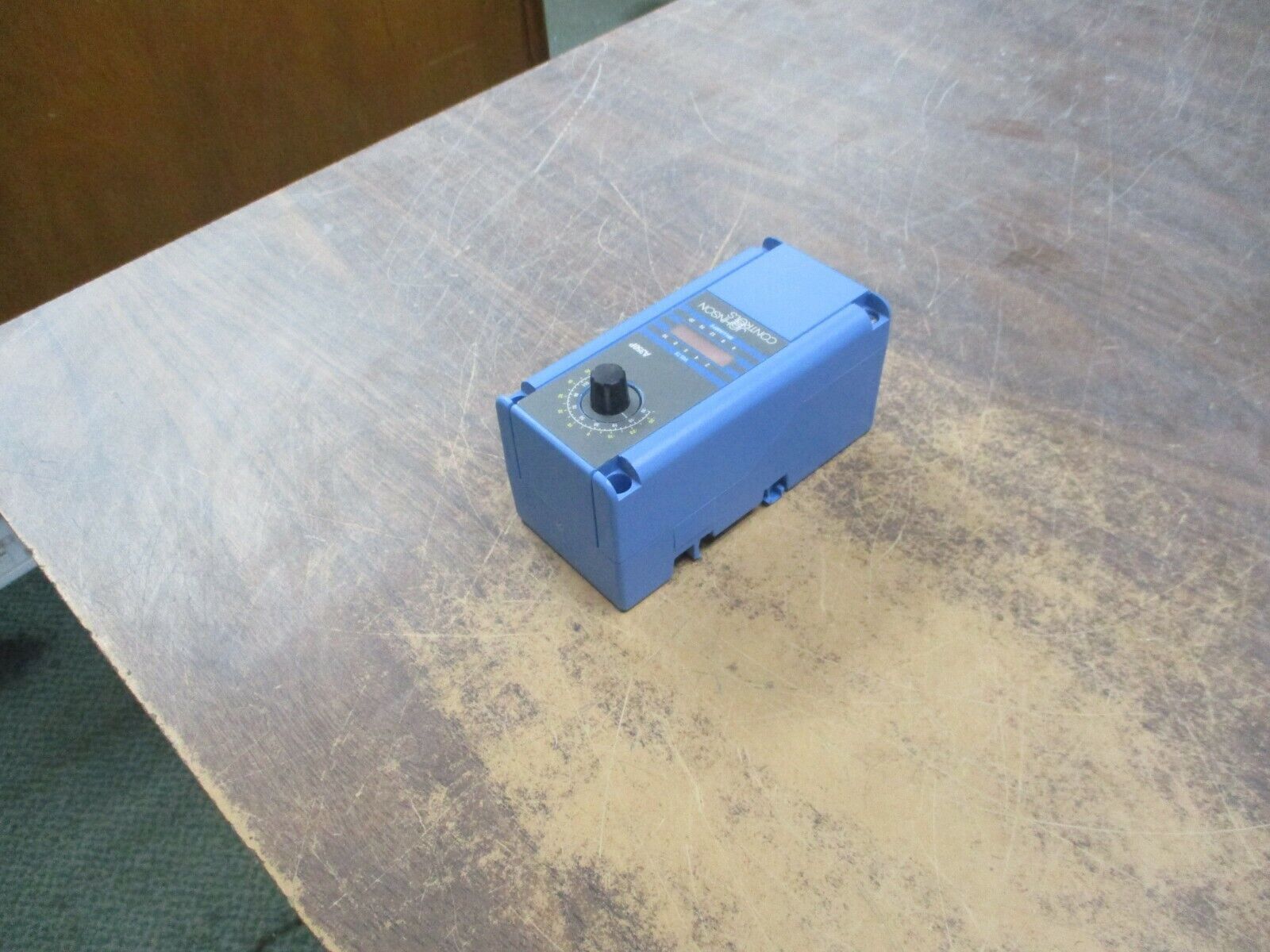 Johnson Controls Temperature Controller A35OPS-1C Rev. K Range: -30 - 130°F Used