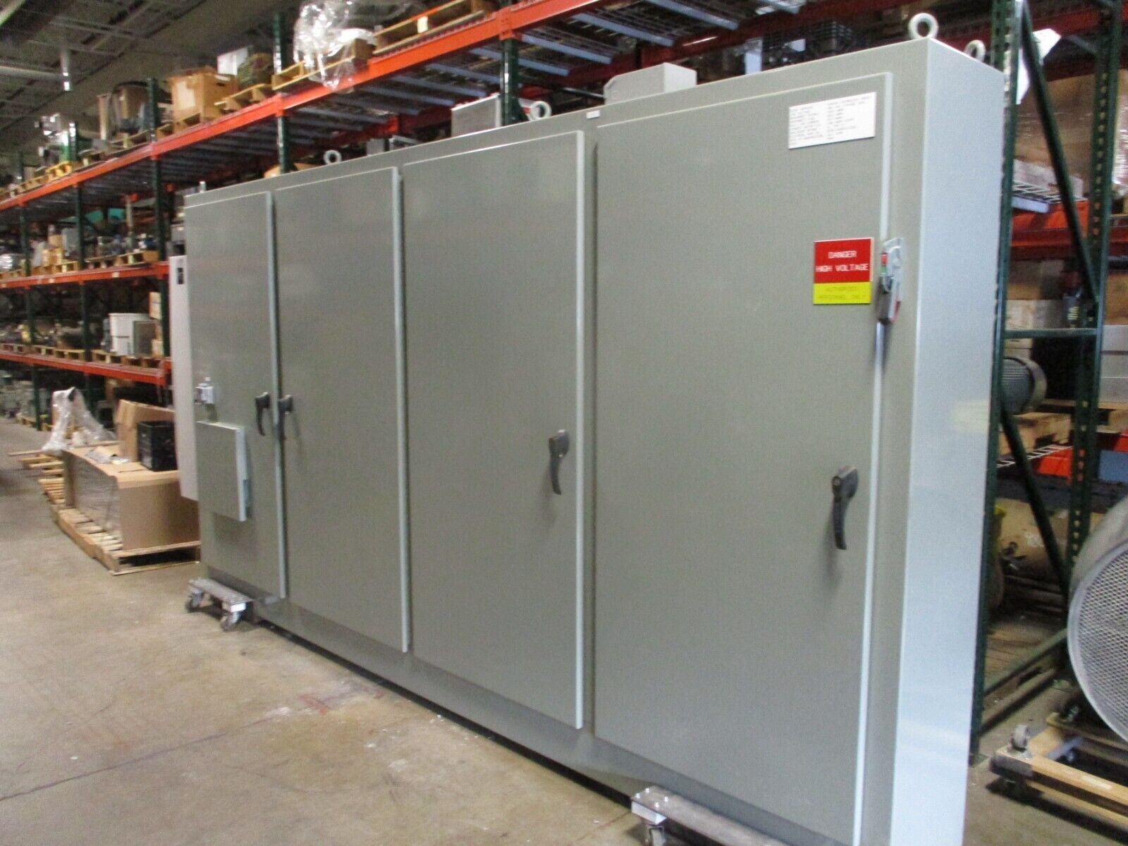 Klassen Type 12 Enclosure Size: 158"x84"x18" w/ Air Conditioner MFD: 2019 Used