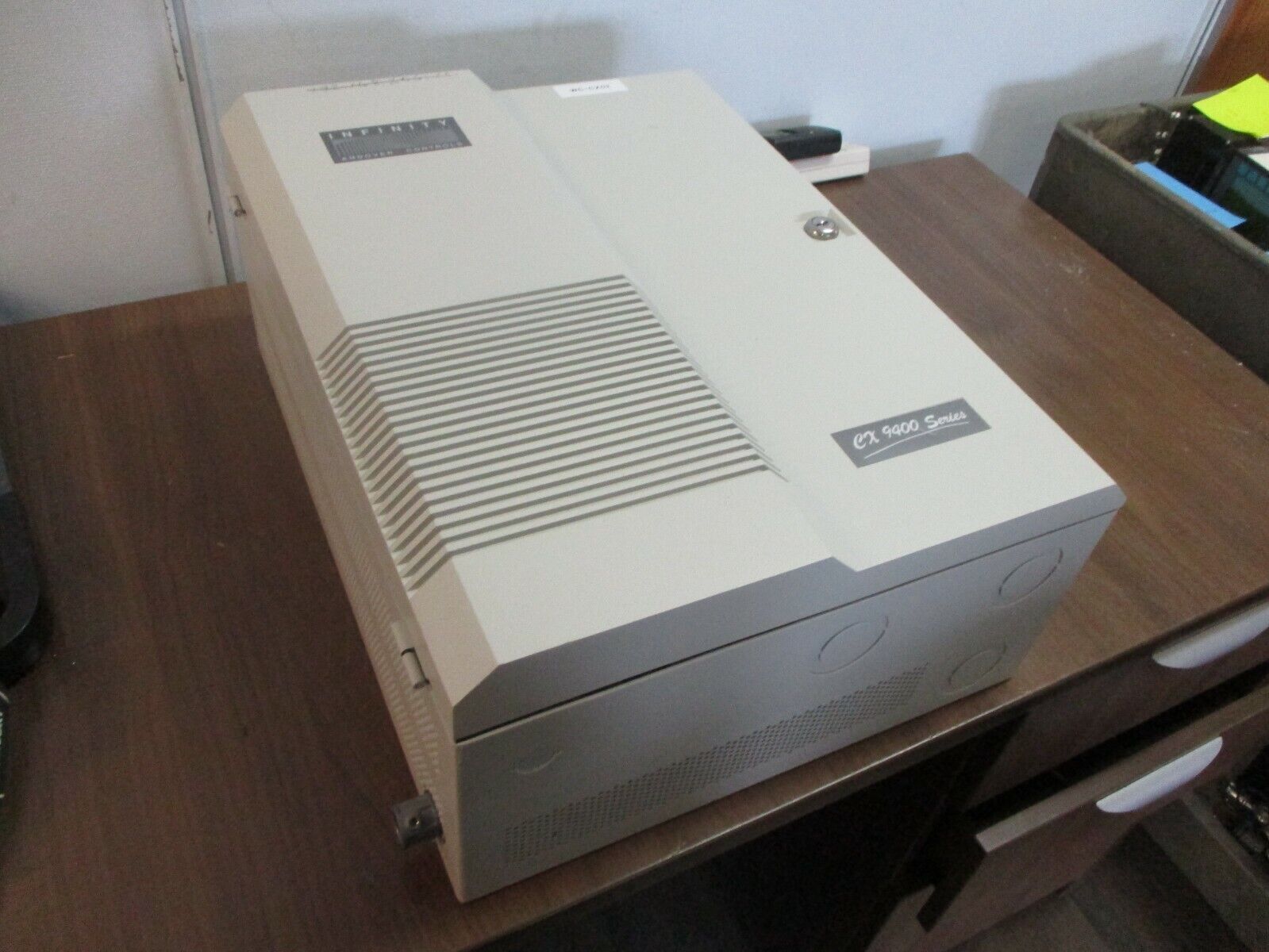 Andover Controls Infinity CX 9400 Series ControllerCX9400 / PS-U AC-100 Used
