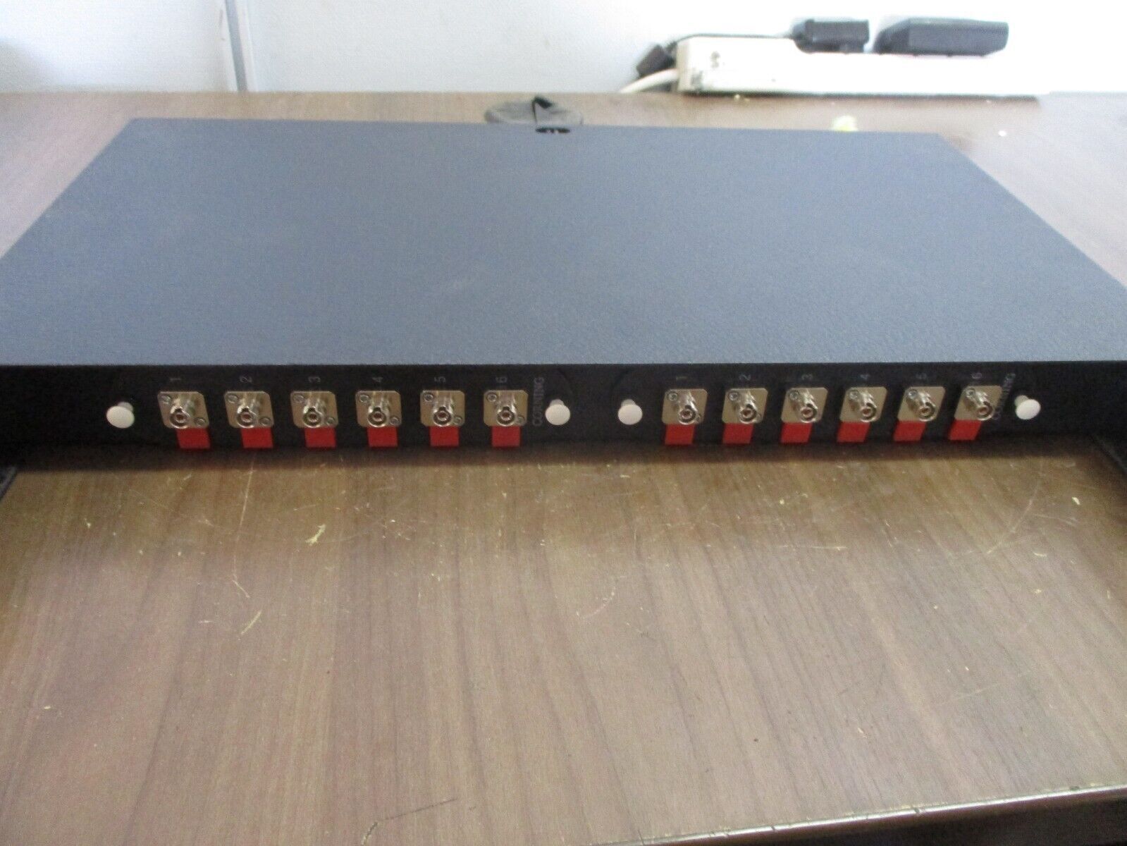 Corning Connector Shelf CCS-01U Used