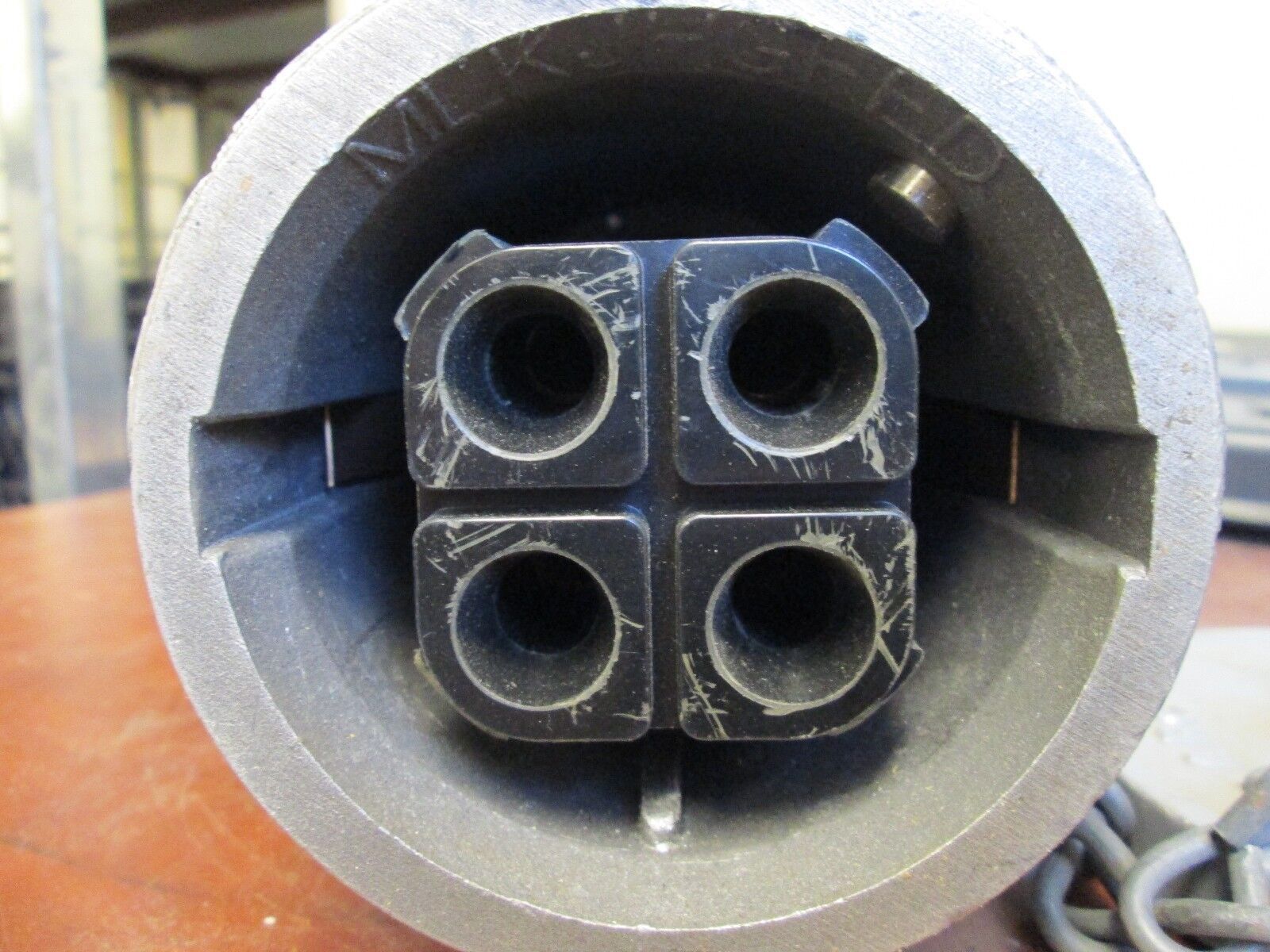 Russellstoll Connector JCS1534D 150A 600V 3P 4W Wire End Used