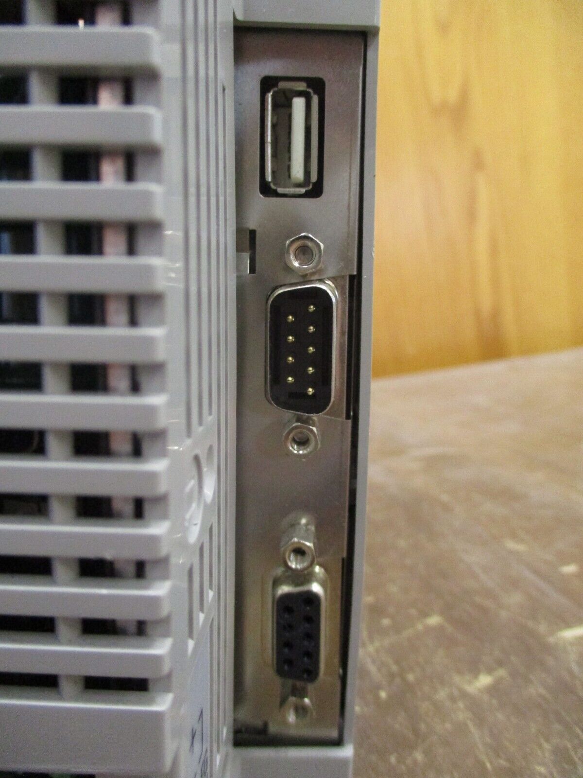 Digital Electronics Pro-Face Touchscreen Operator Interface 3280007-03 24VDC