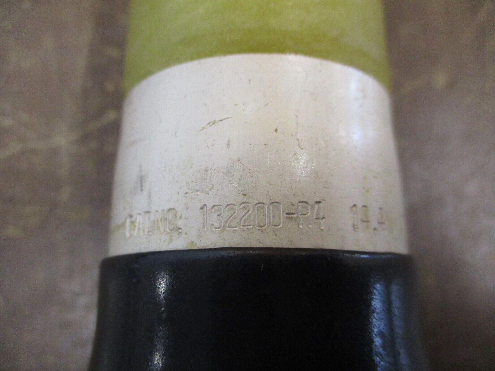 S&C SM-5 Fuse Refill Unit 132200-R4 125E 14.4kV Used