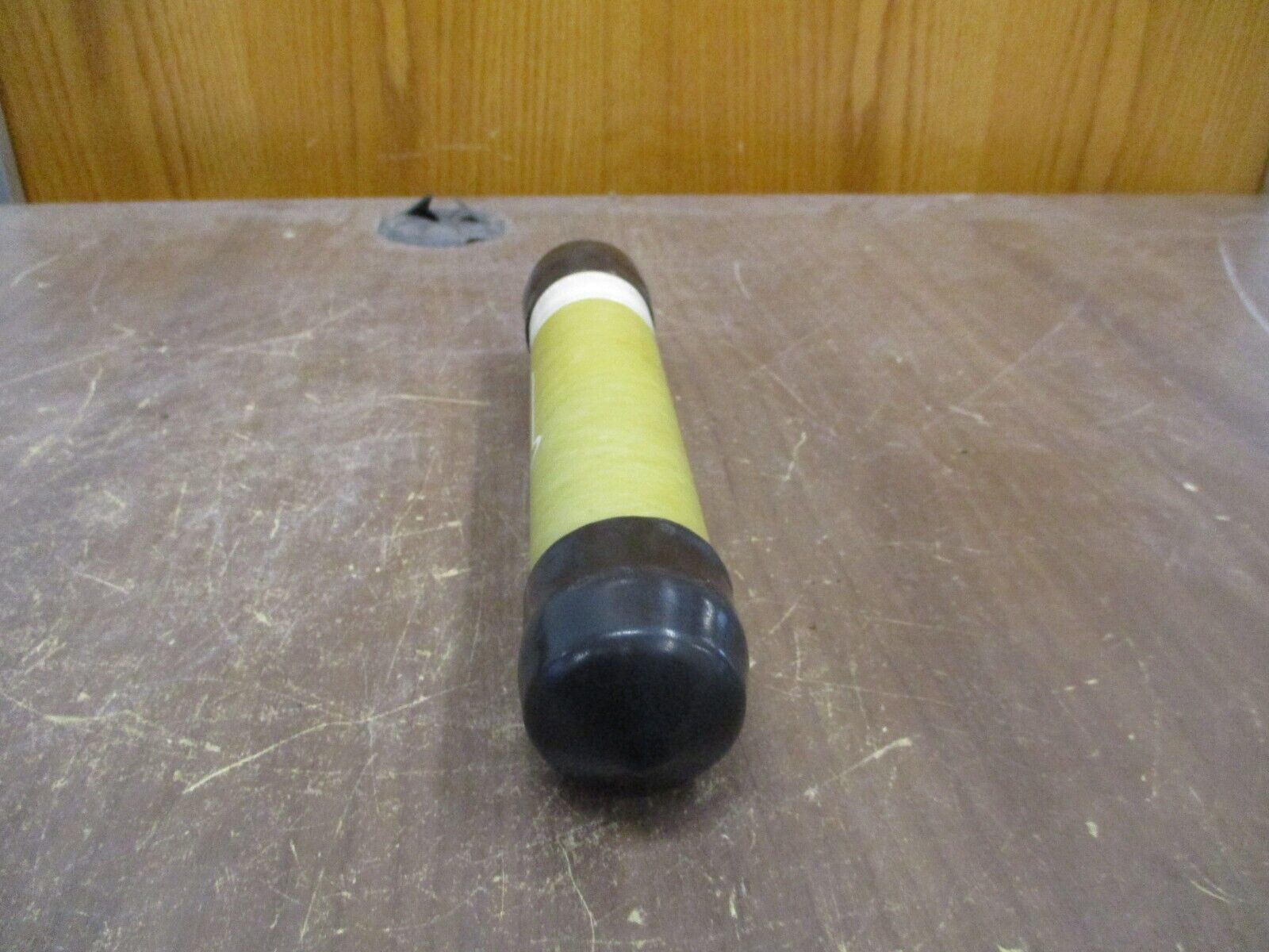 S&C SM-5 Fuse Refill Unit 132200-R4 125E 14.4kV Used