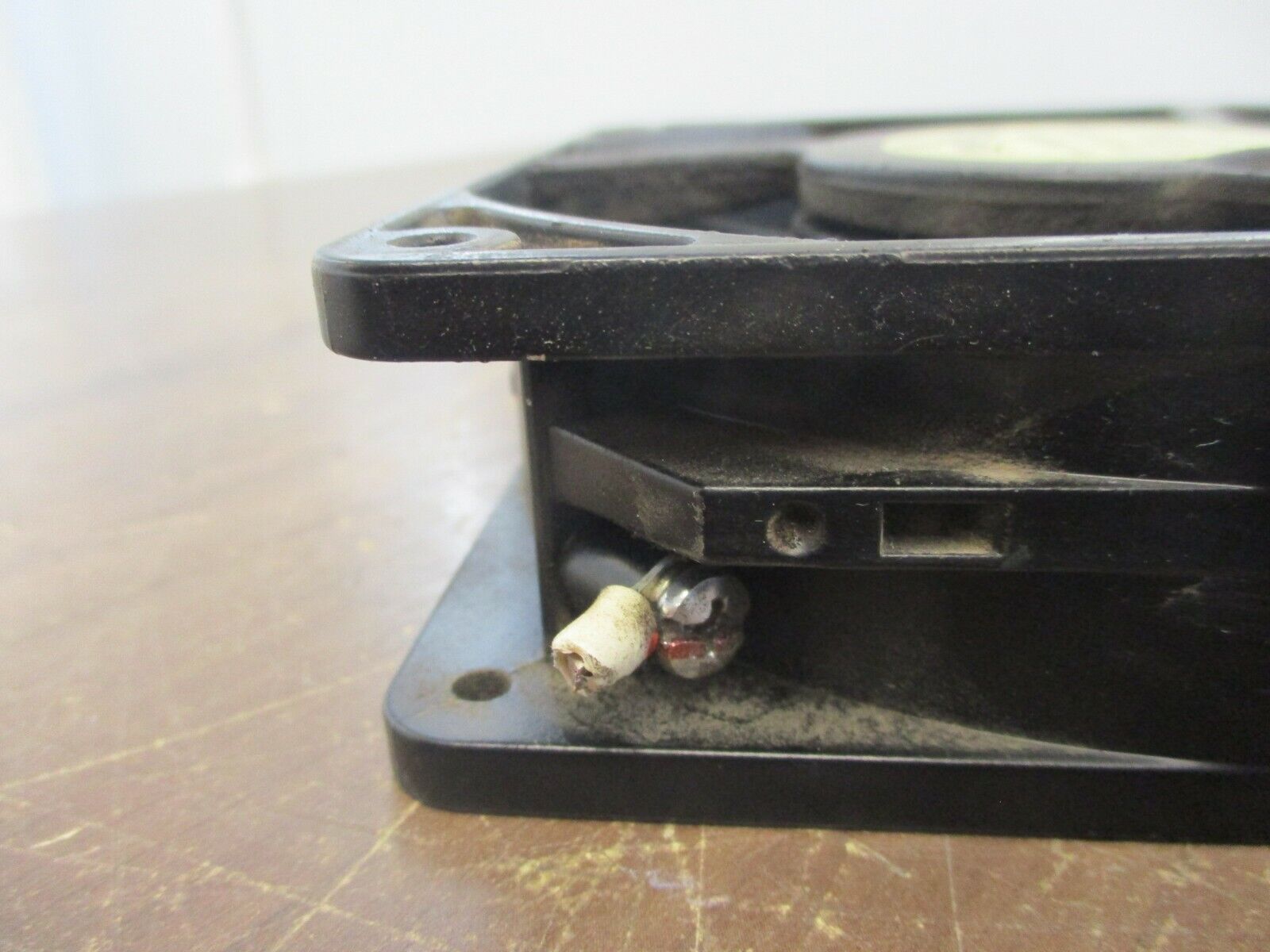 IkuraFan Axial Fan UHS4556M 220V 50/60Hz 20/18W Used