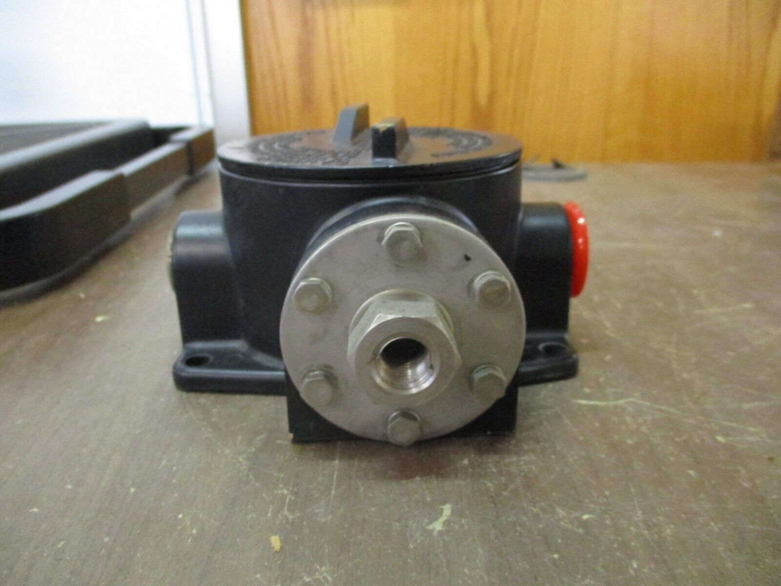 Ashcroft Snap Action Switch B764B 15PSI *Damaged Box* New Surplus