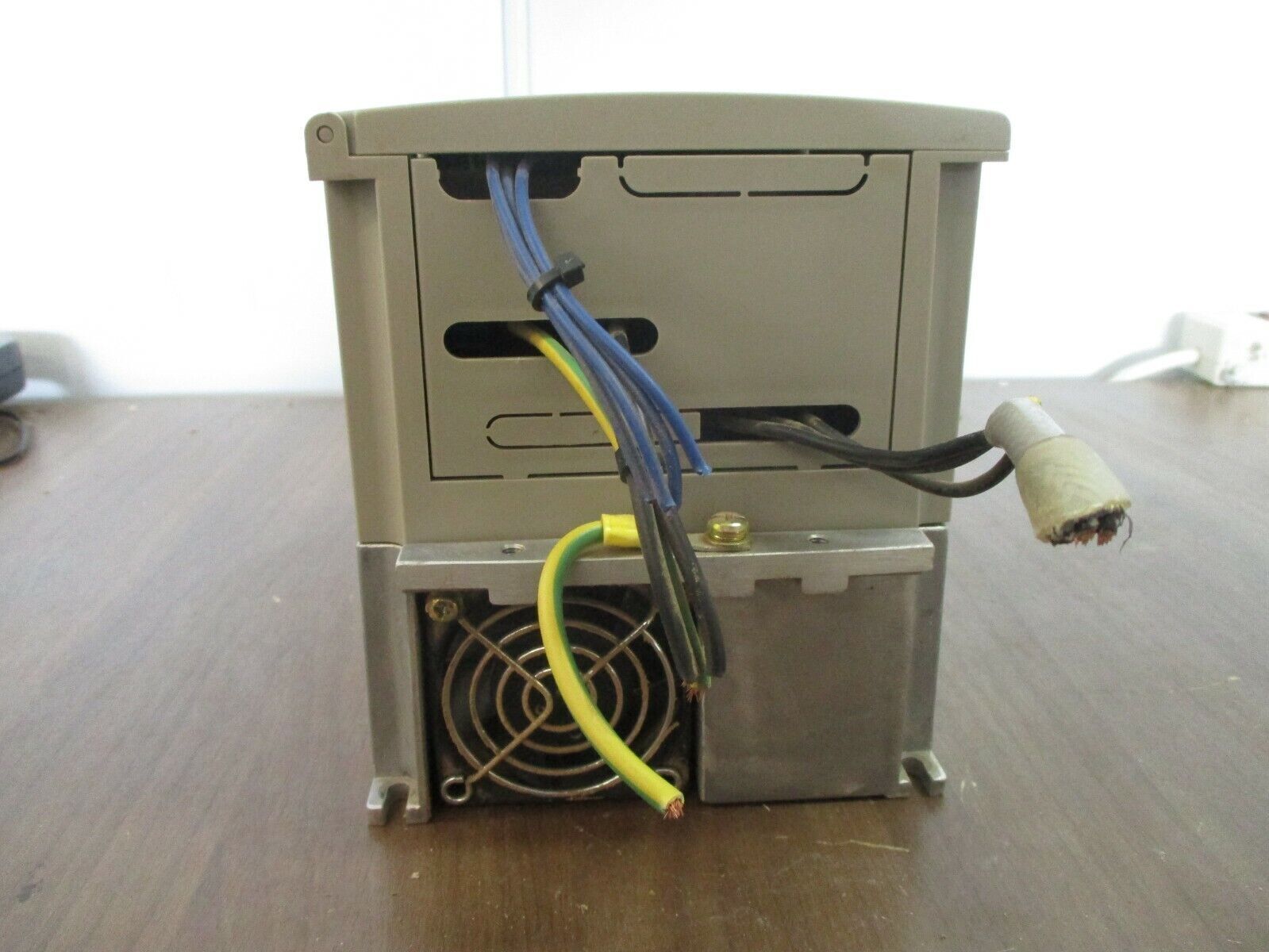 Schneider Electric Altivar 28 AC Drive ATV28HU41M2U 3HP Used