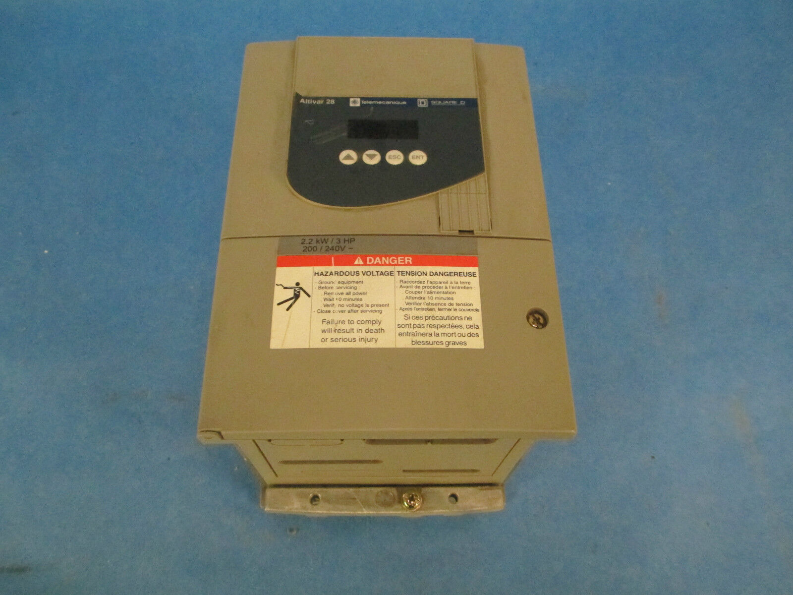 Scheider Electric ATV28HU41M2U, 2.2KW 3HP Used