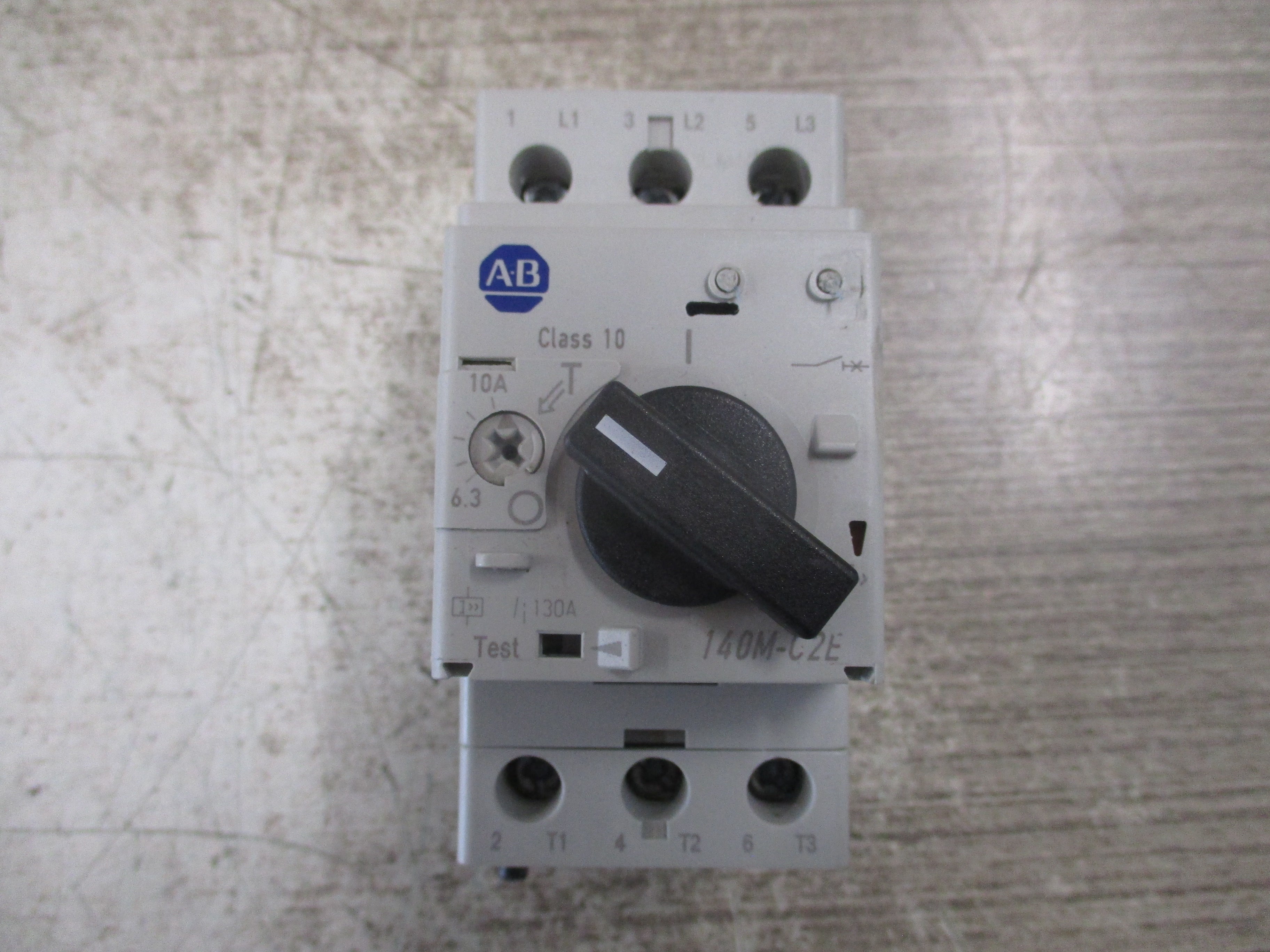 Allen-Bradley Manual Motor Protector 140M-C2E-C10 Trip: 6.3-10A Used