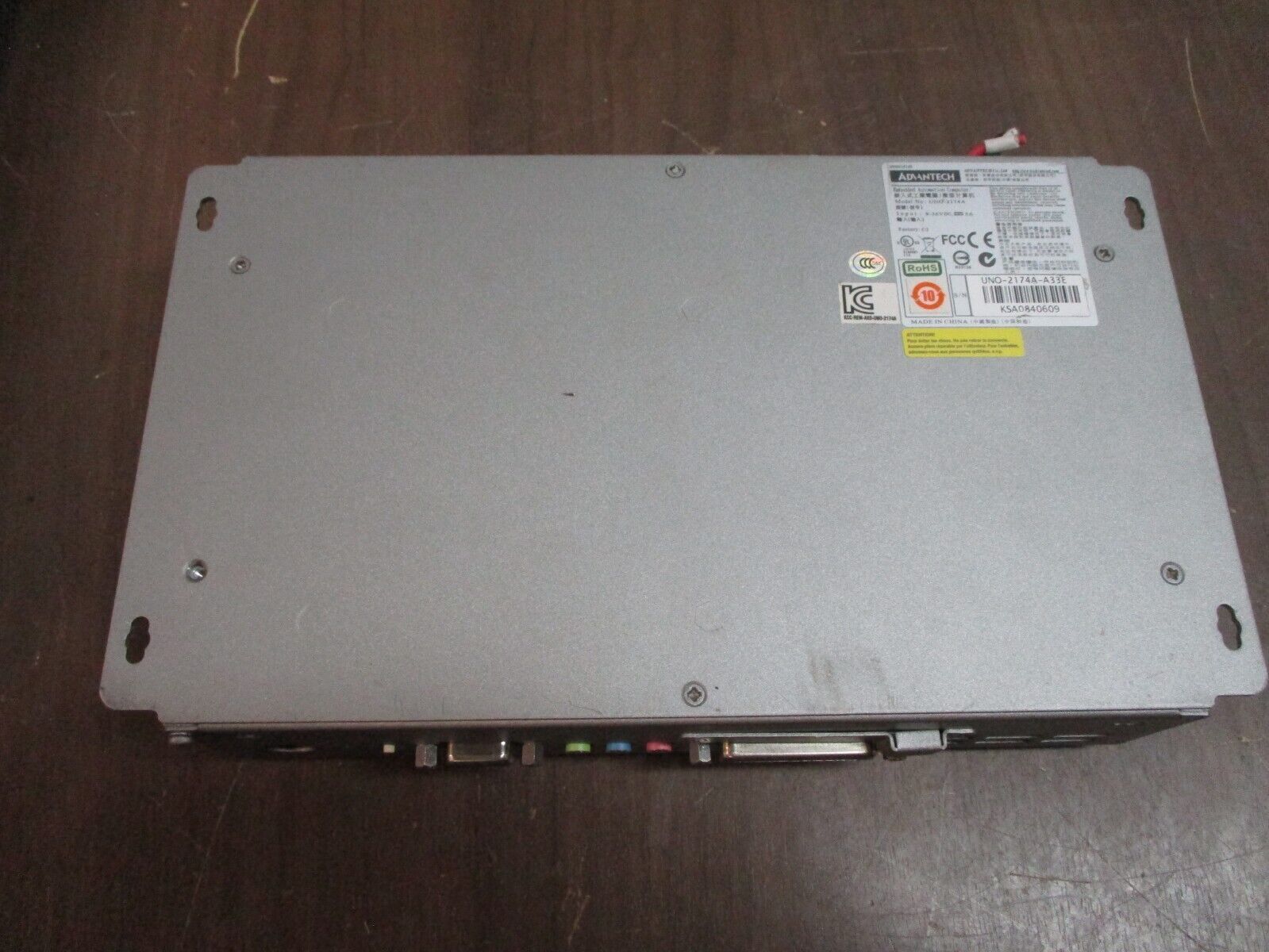 Advantech Industrial Computer UNO-2174A-A33E 9-36VDC 5A Used