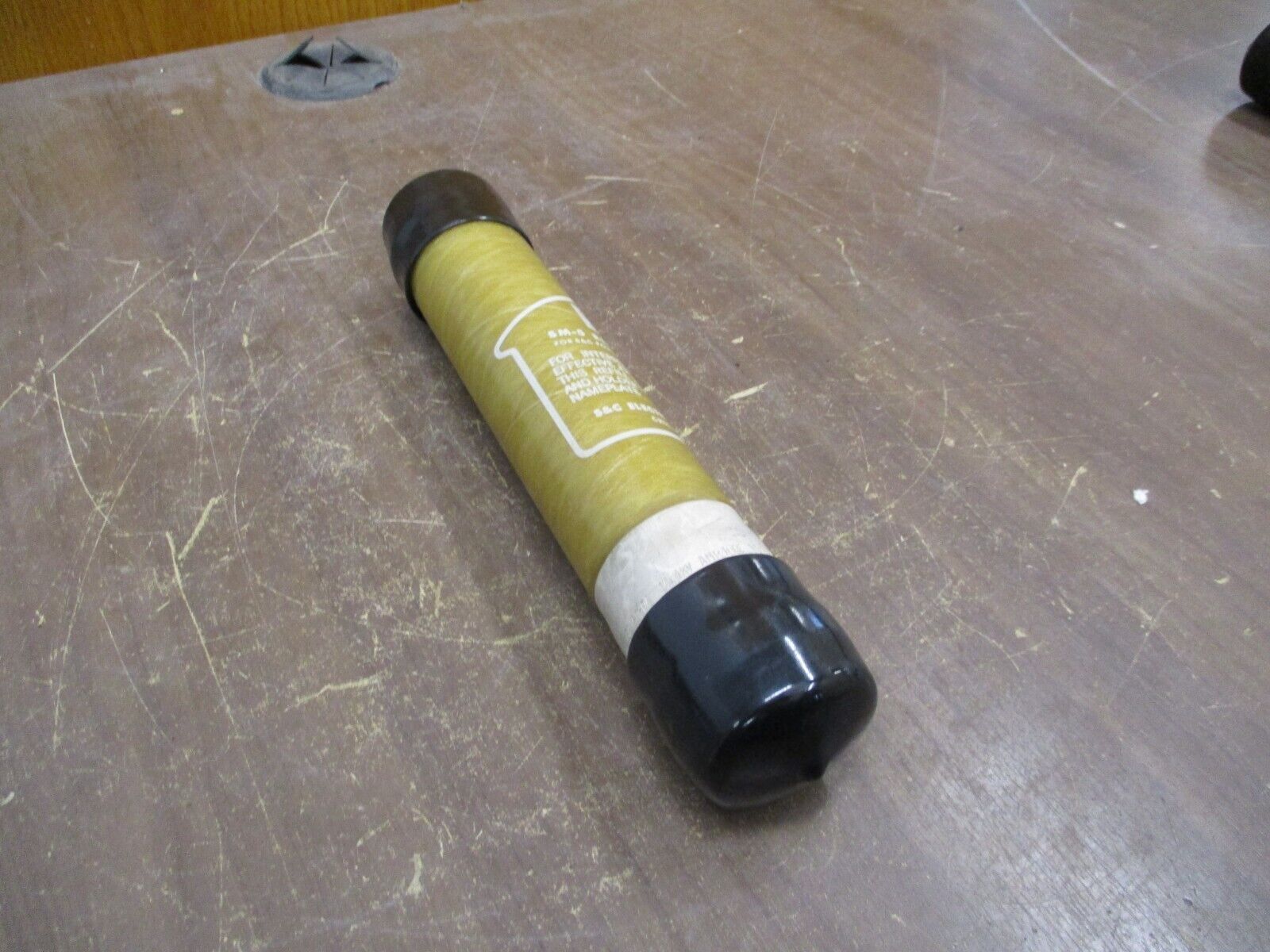 S&C SM-5 Fuse Refill Unit 262150-R4 100E 14.4kV Used