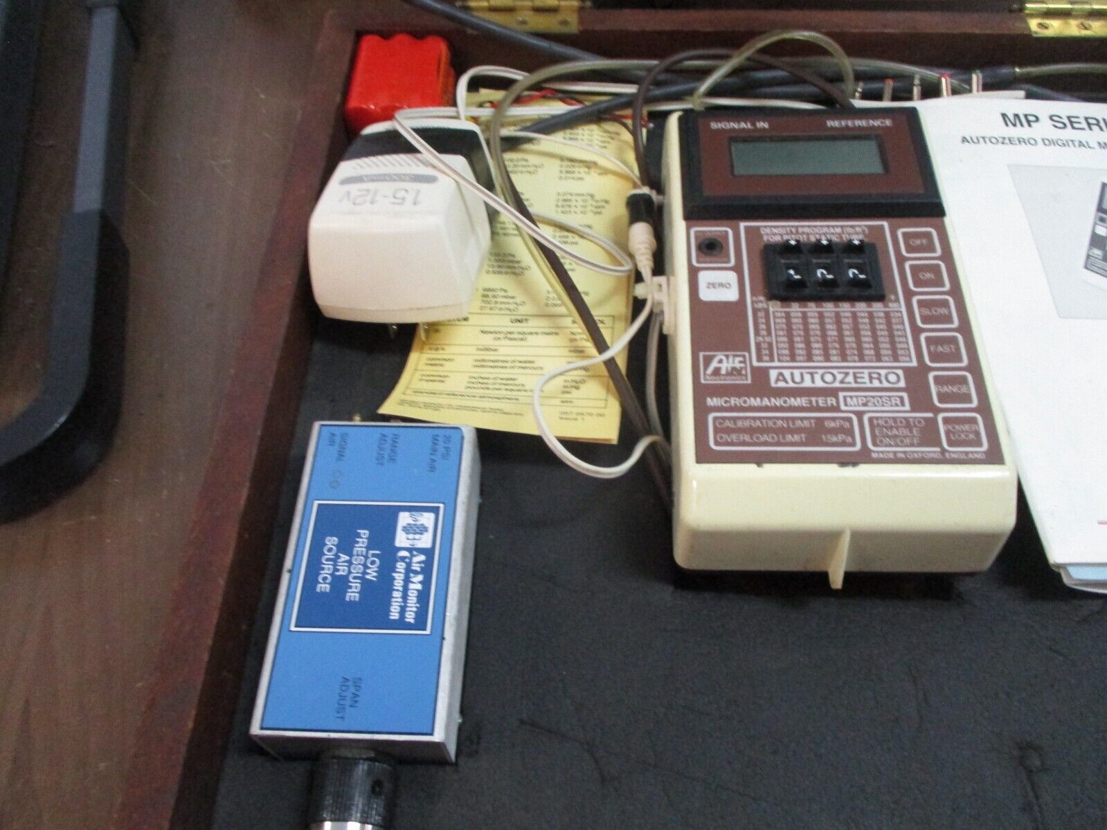 Air Neotronics MP Series 4 Micromanometer MP20SR Used
