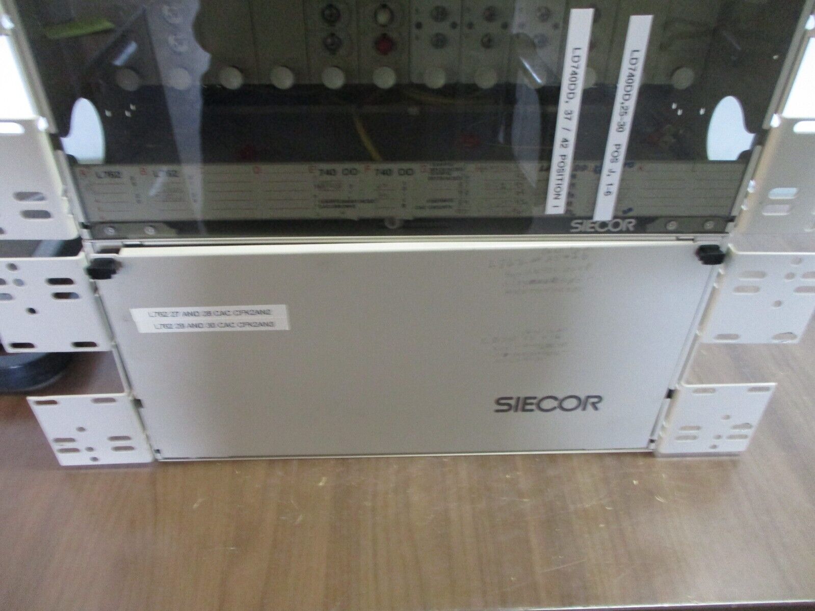 Siecor Fiber Distribution Center FDC-002 72. Cap. Used