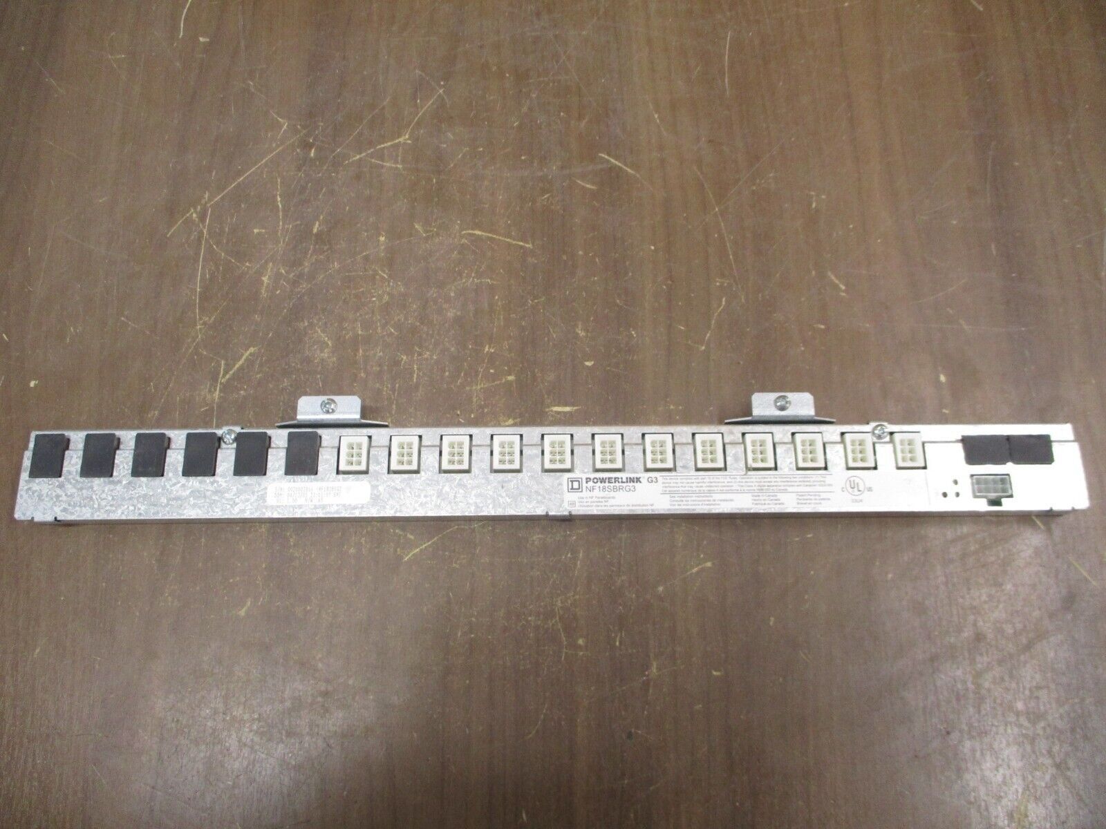 Square D Powerlink G3 Right Control Bus NF18SBLG3 18-Circuit Used