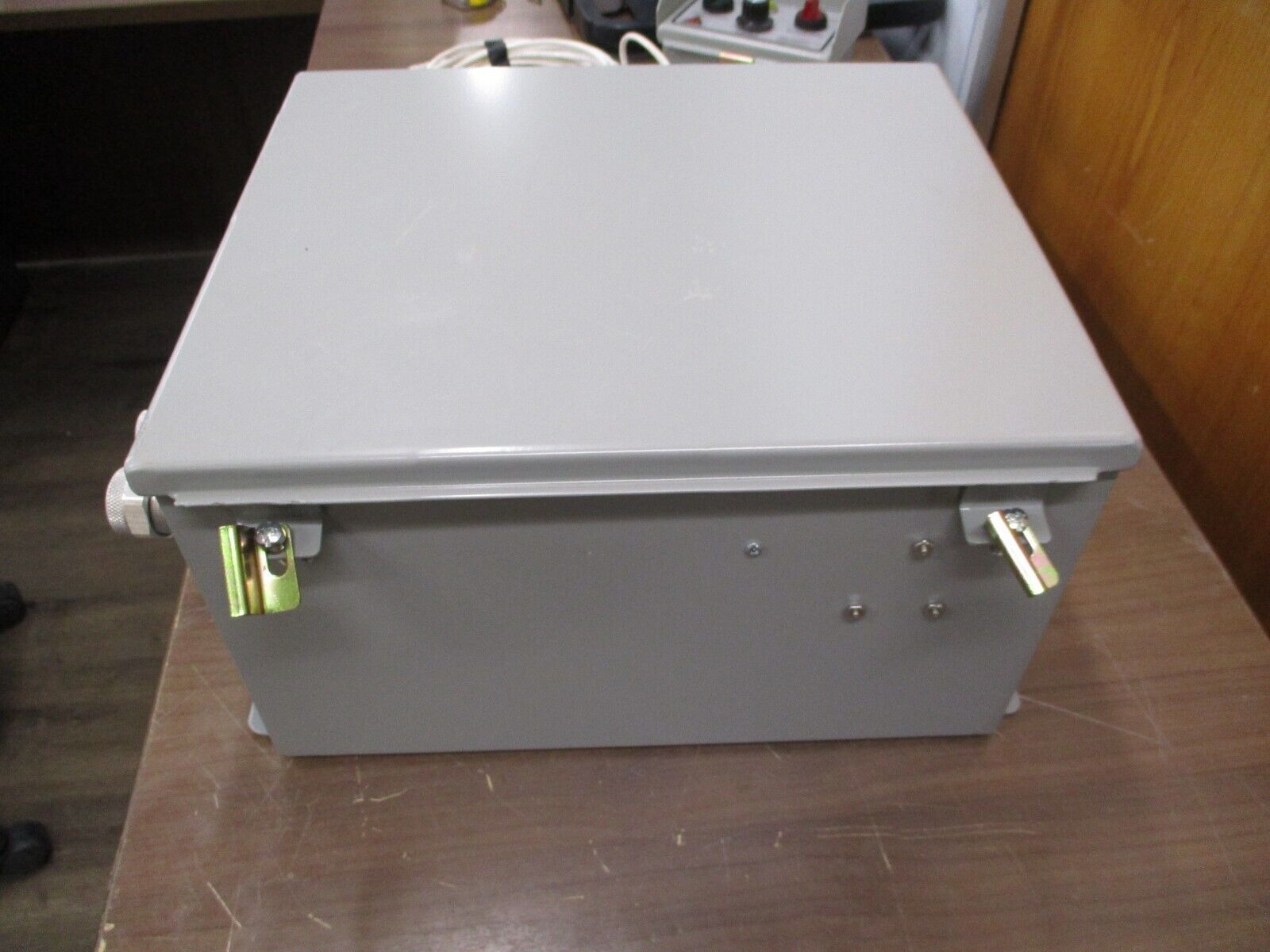 Magna-Flux Chuck Control MF-CC-115-300 115VDC 300W Type 12, 13 Enclosure Used